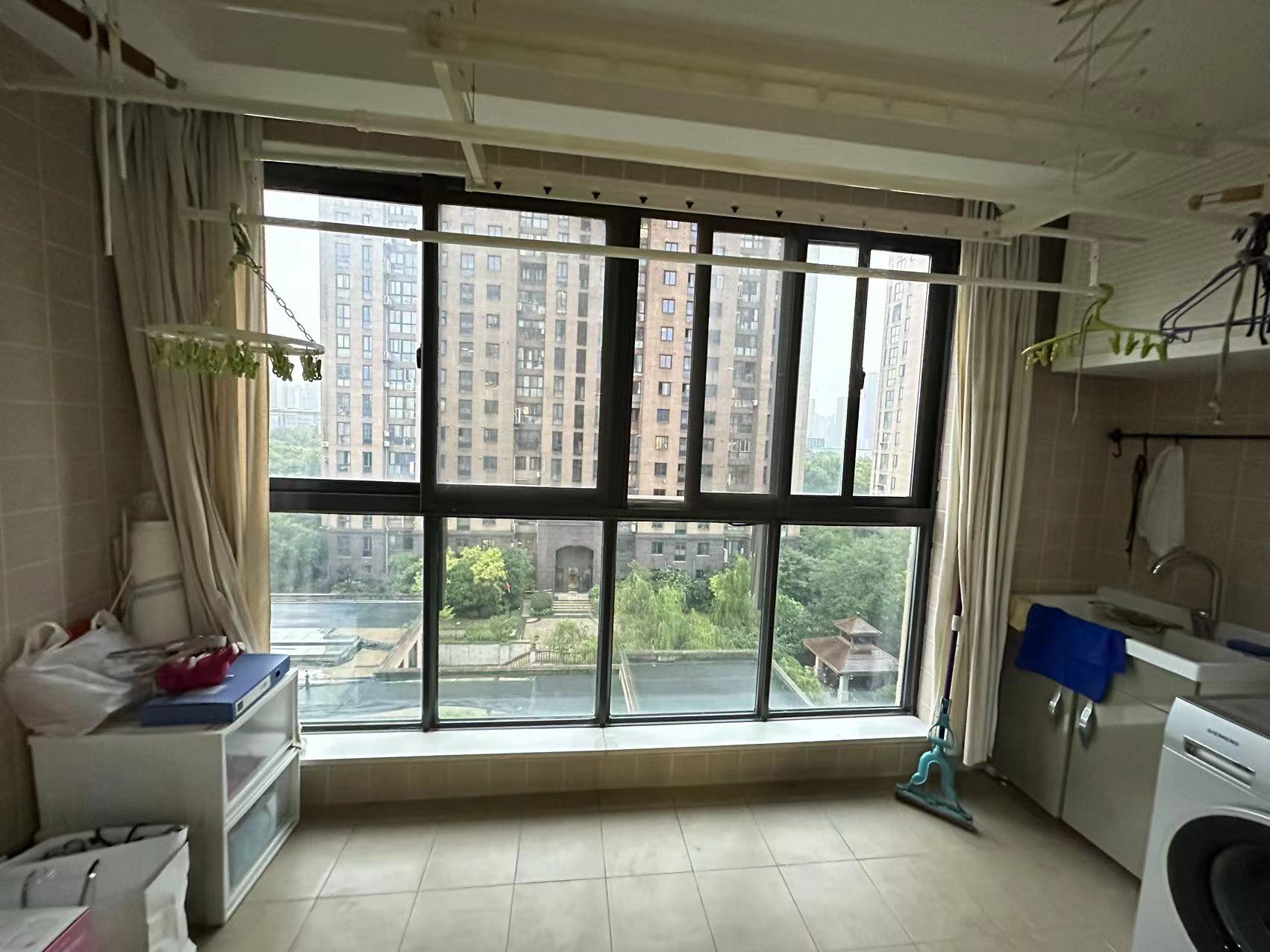 莱茵河畔 2室2厅1卫 105.65m&sup2;