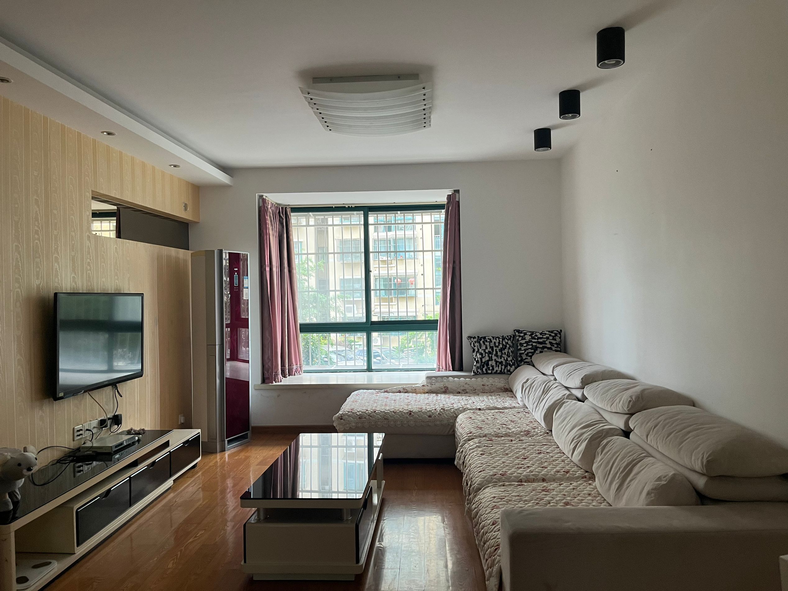 友谊家园 3室2厅1卫 138.00m&sup2;