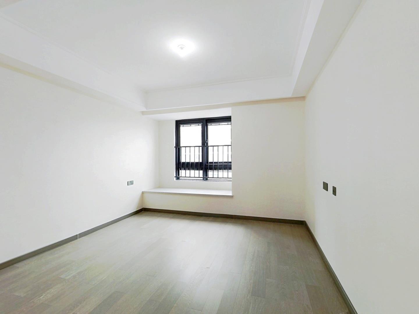 万科翡翠东第 3室2厅2卫 127.49m&sup2;