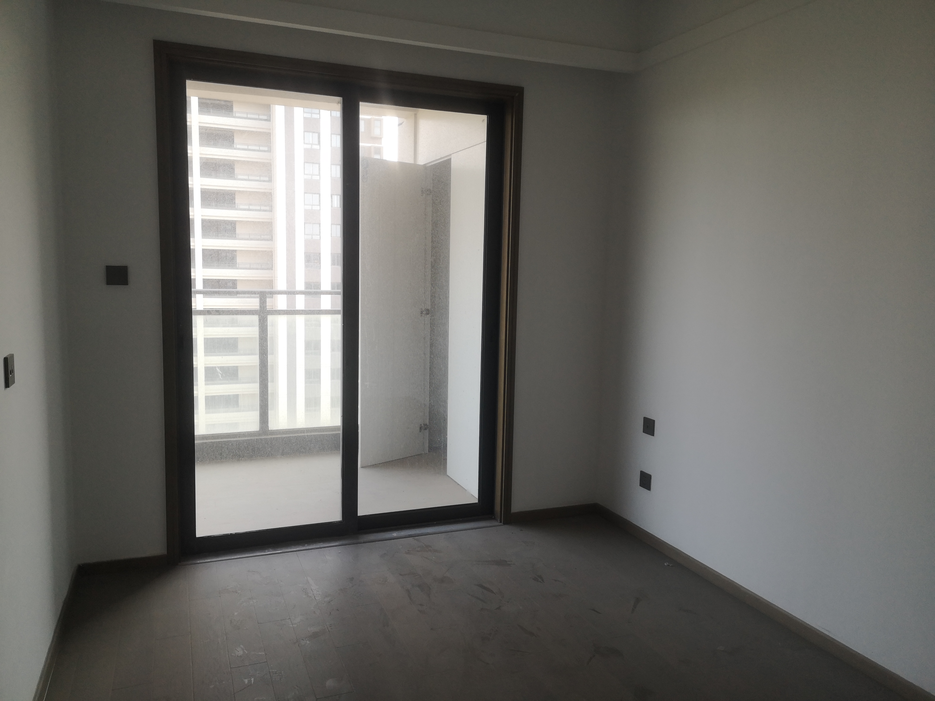 都会沁园 3室2厅2卫 149m&sup2;