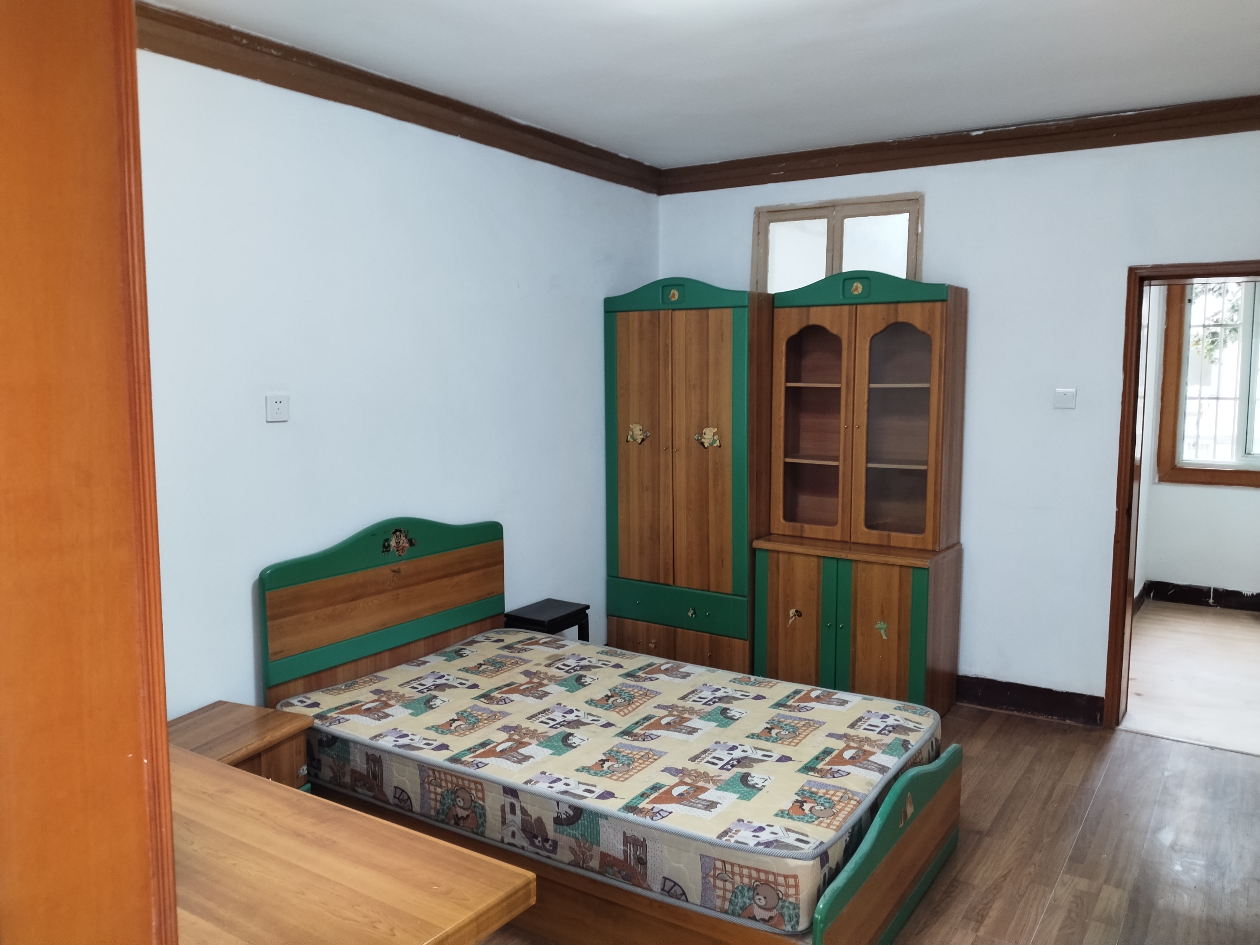 新桥北村 3室1厅1卫 73m&sup2;
