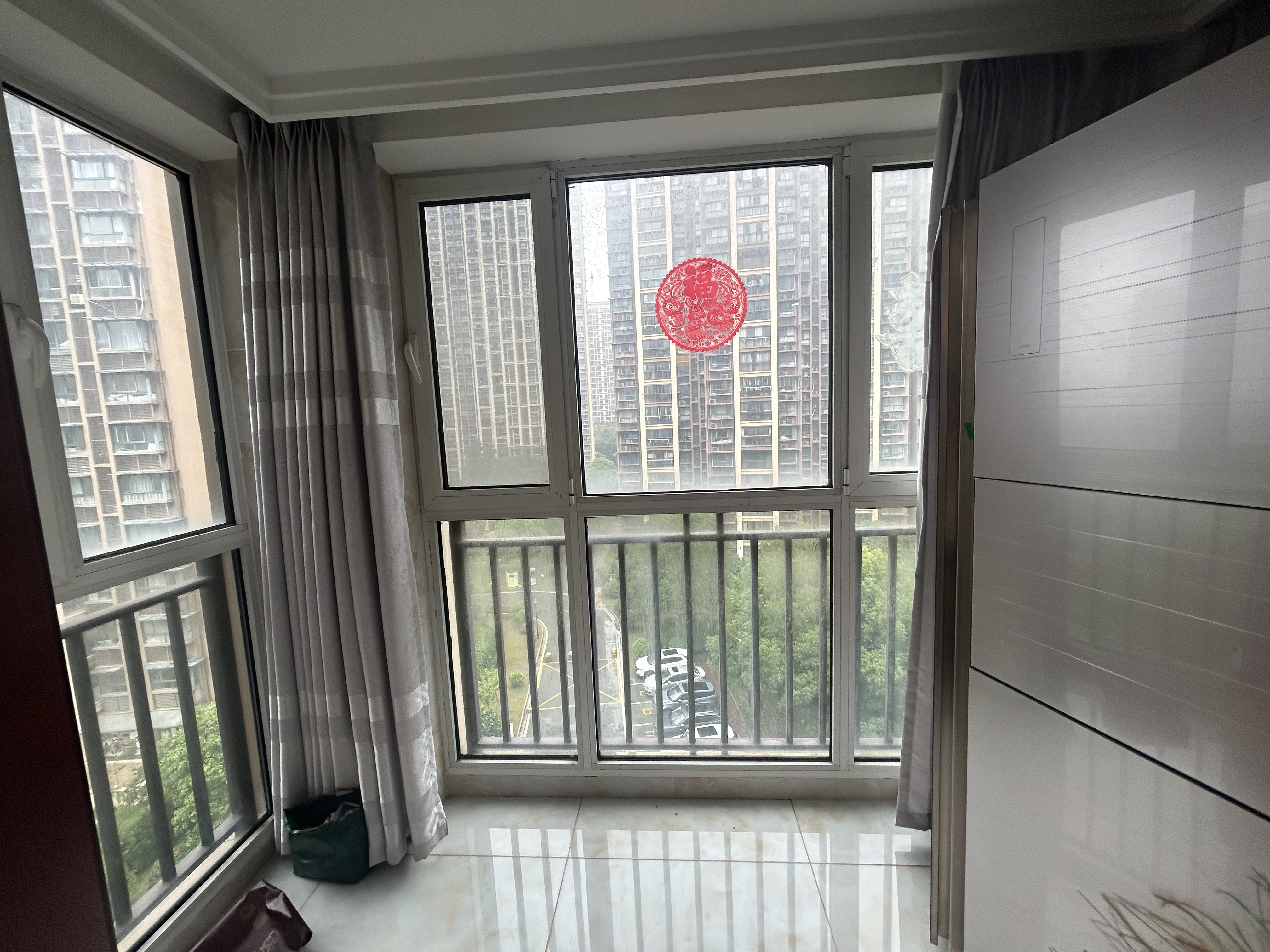 尚海城 3室2厅2卫 135m&sup2;