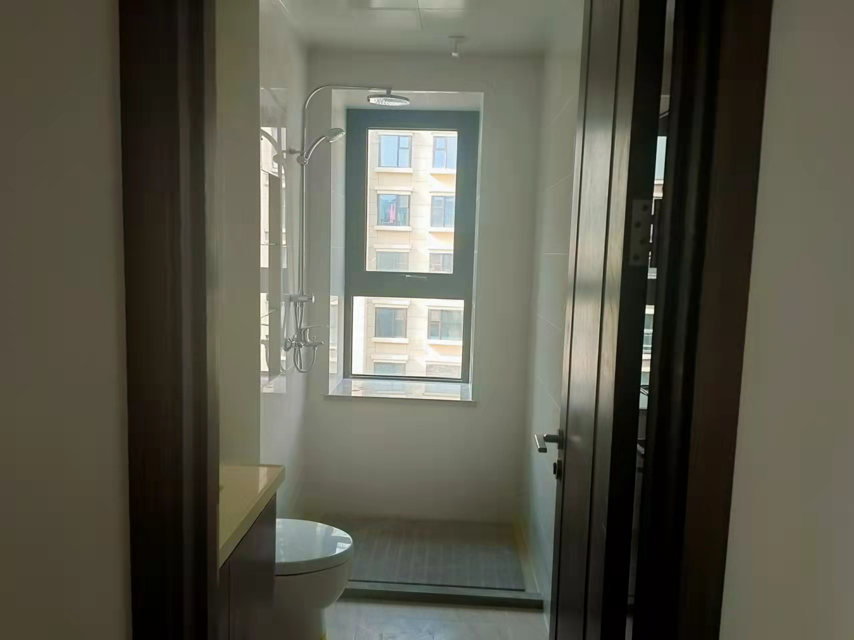春风南岸东园 4室2厅3卫 167m&sup2;