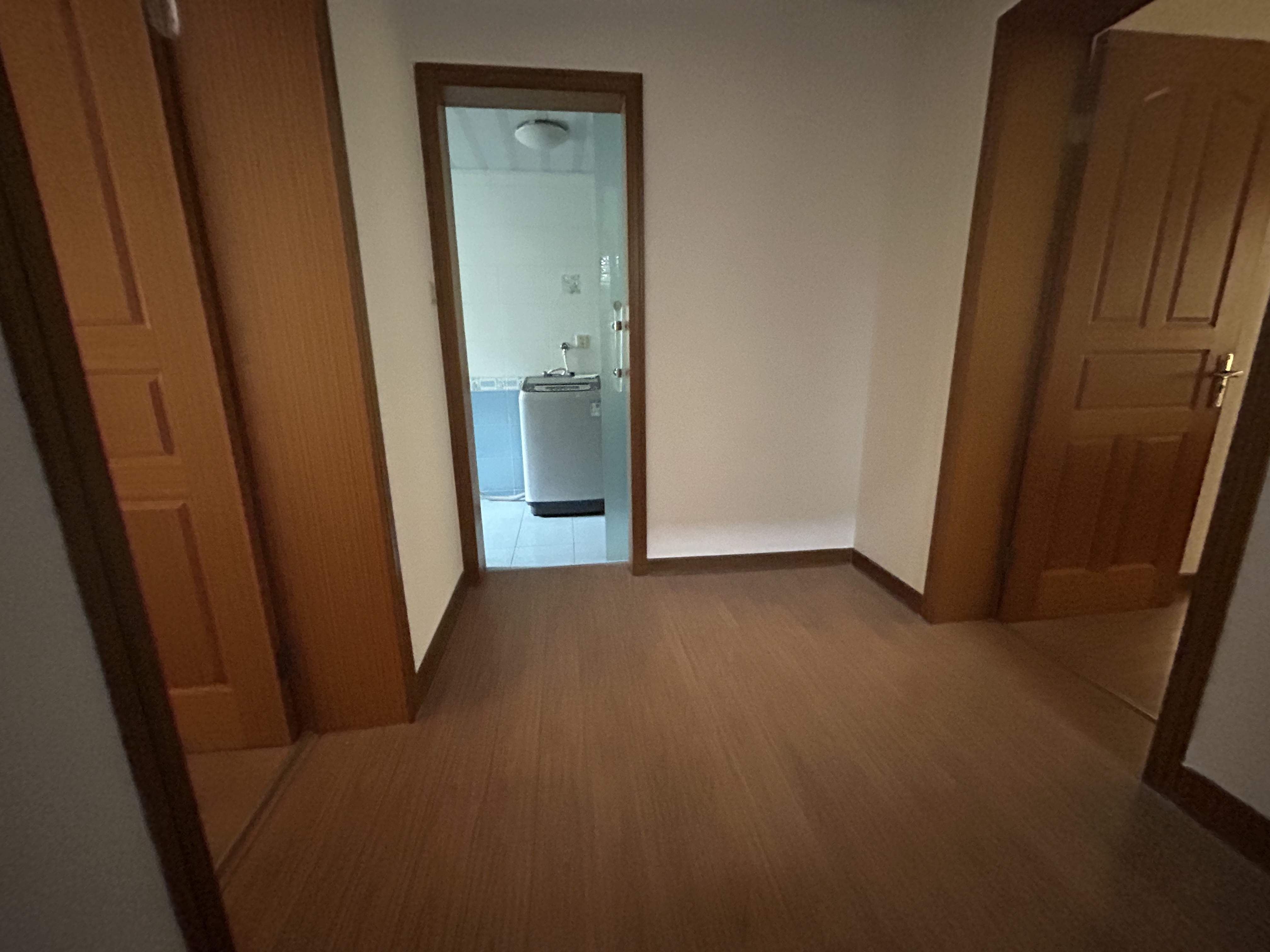 秀水华庭 4室2厅2卫 170.00m&sup2;