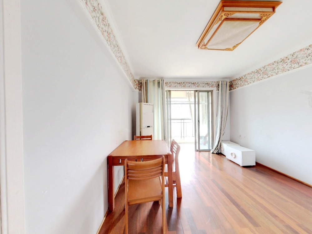 优山美地花园南区 1室2厅1卫 70.00m²