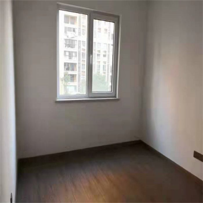 世茂云锦 3室2厅2卫 126m&sup2;
