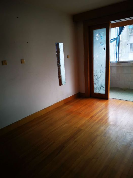 北濠桥东村 3室2厅1卫 150.00m&sup2;
