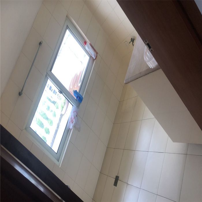 东昇花园 4室2厅2卫 134m&sup2;