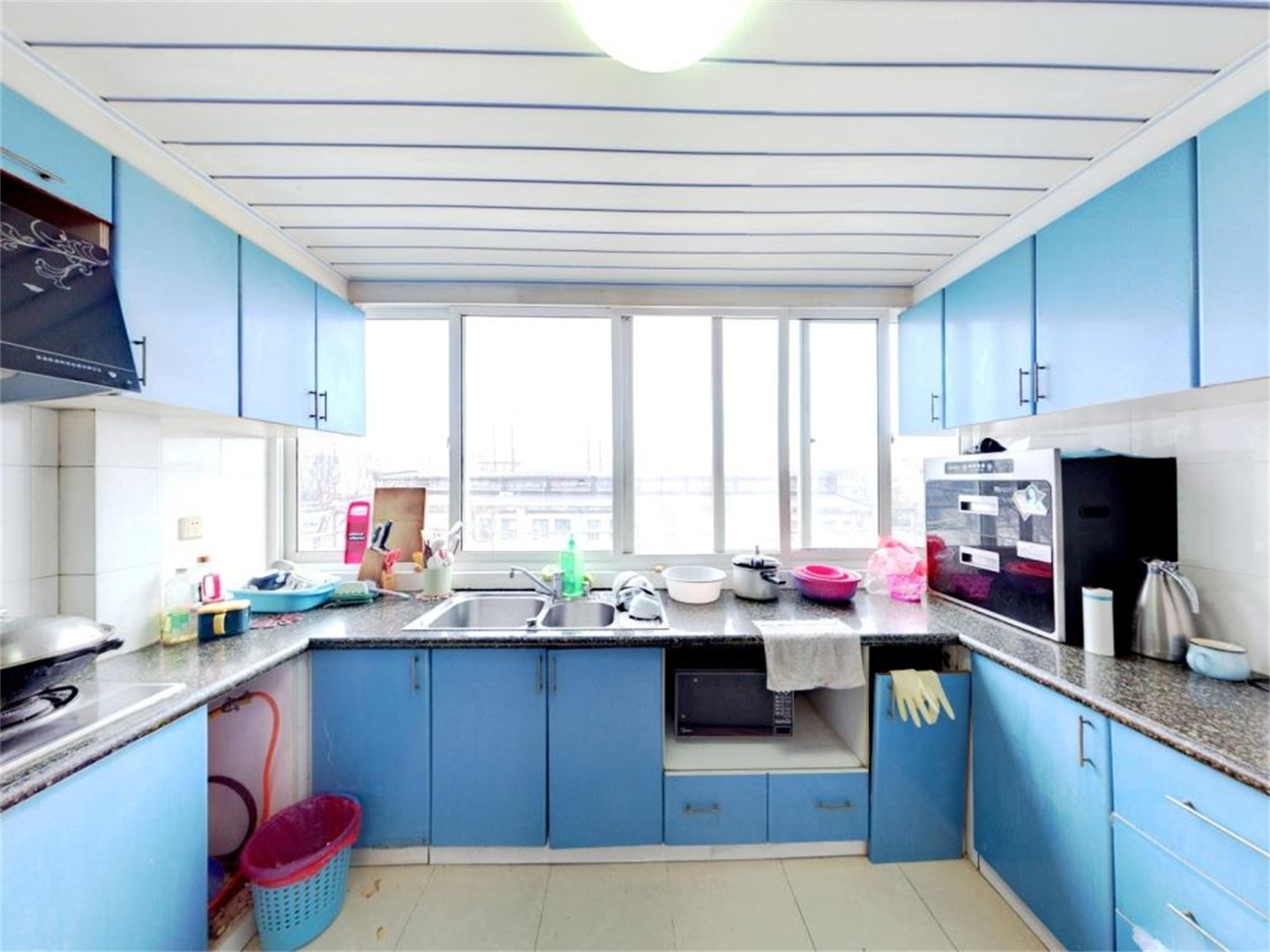 东方花苑 3室2厅1卫 125.00m&sup2;