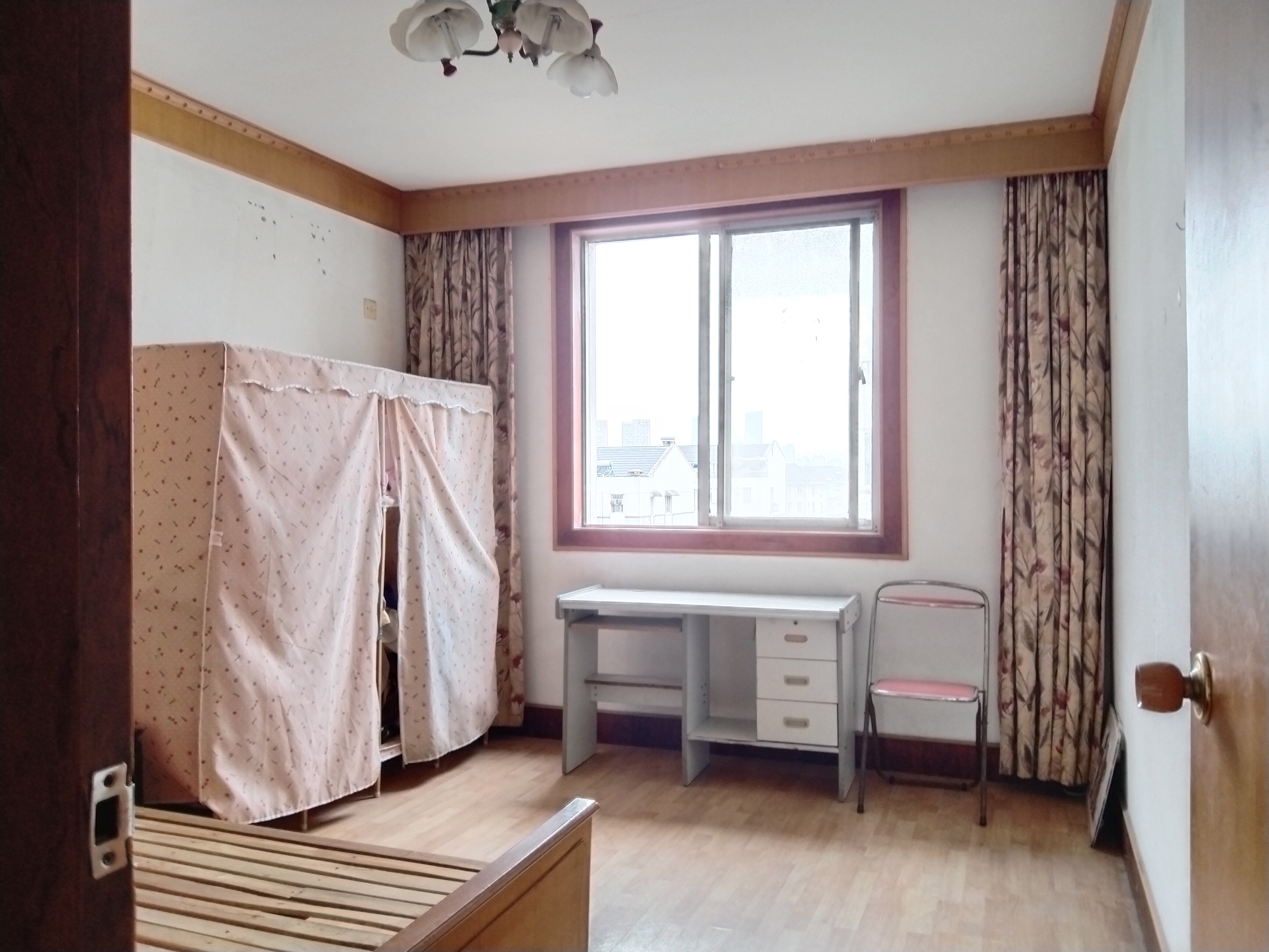 郭里园 4室1厅1卫 84m&sup2;