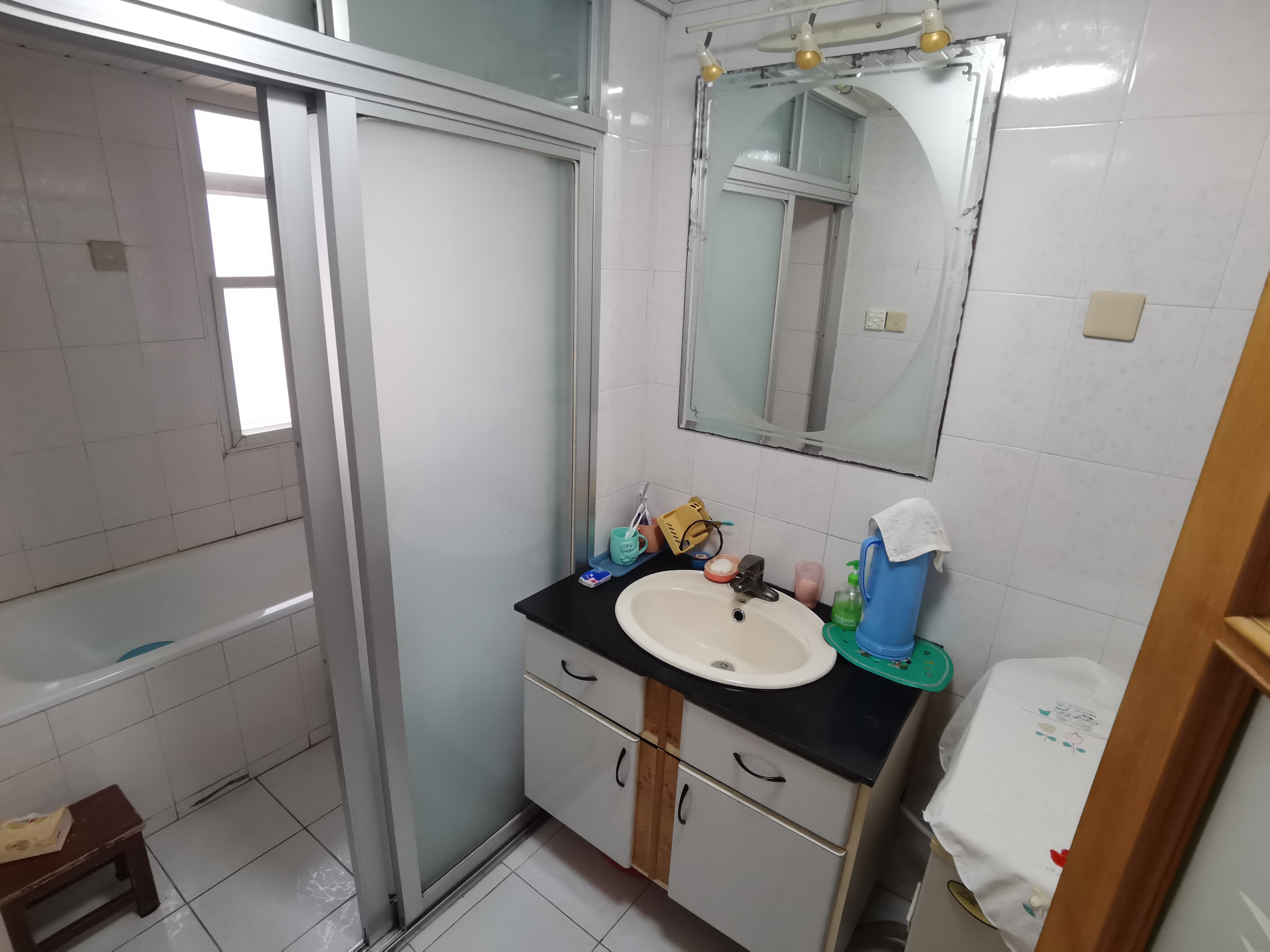 易家桥新村 3室2厅1卫 116.70m&sup2;