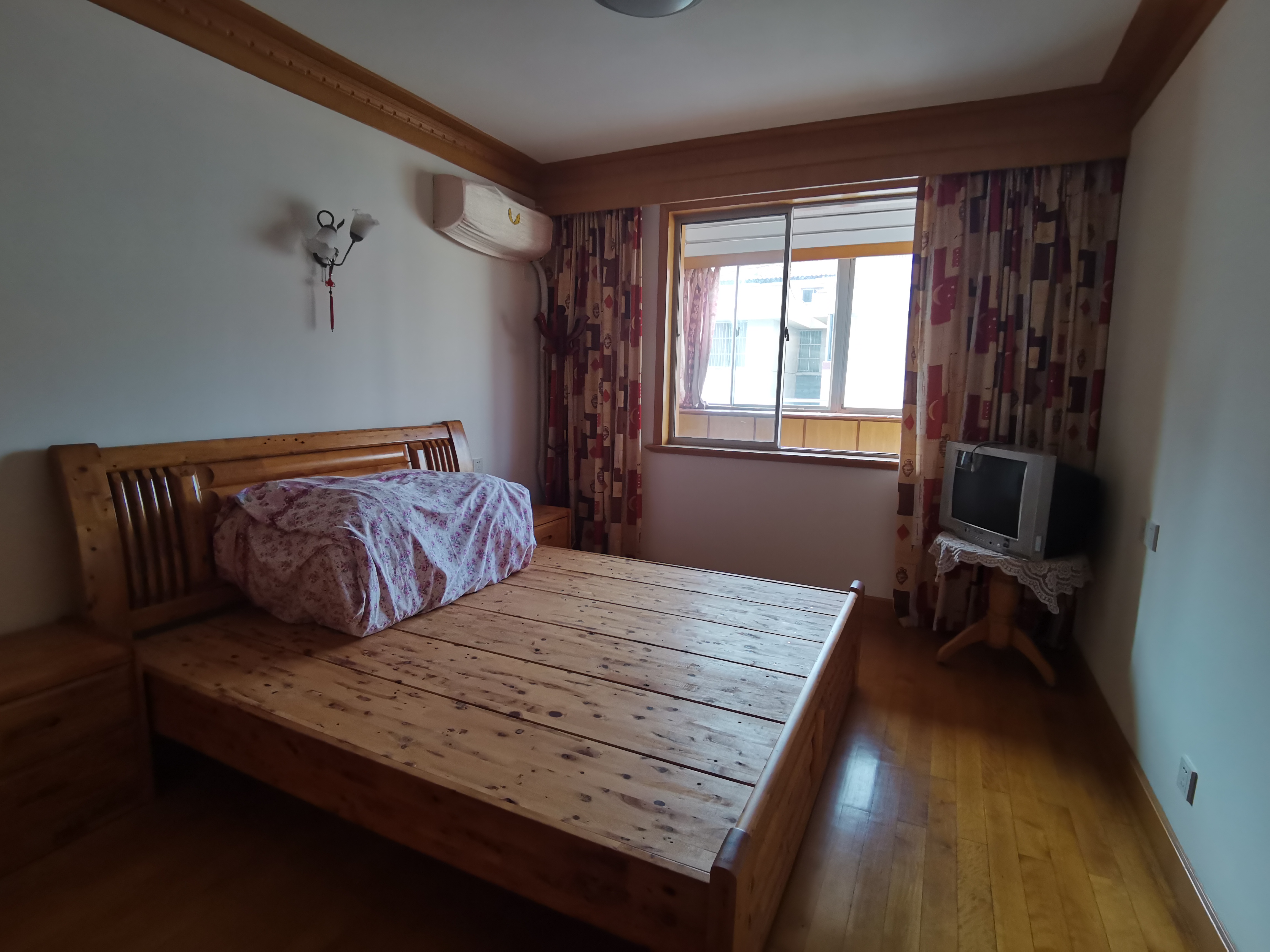 易家桥新村 3室2厅1卫 116.70m&sup2;