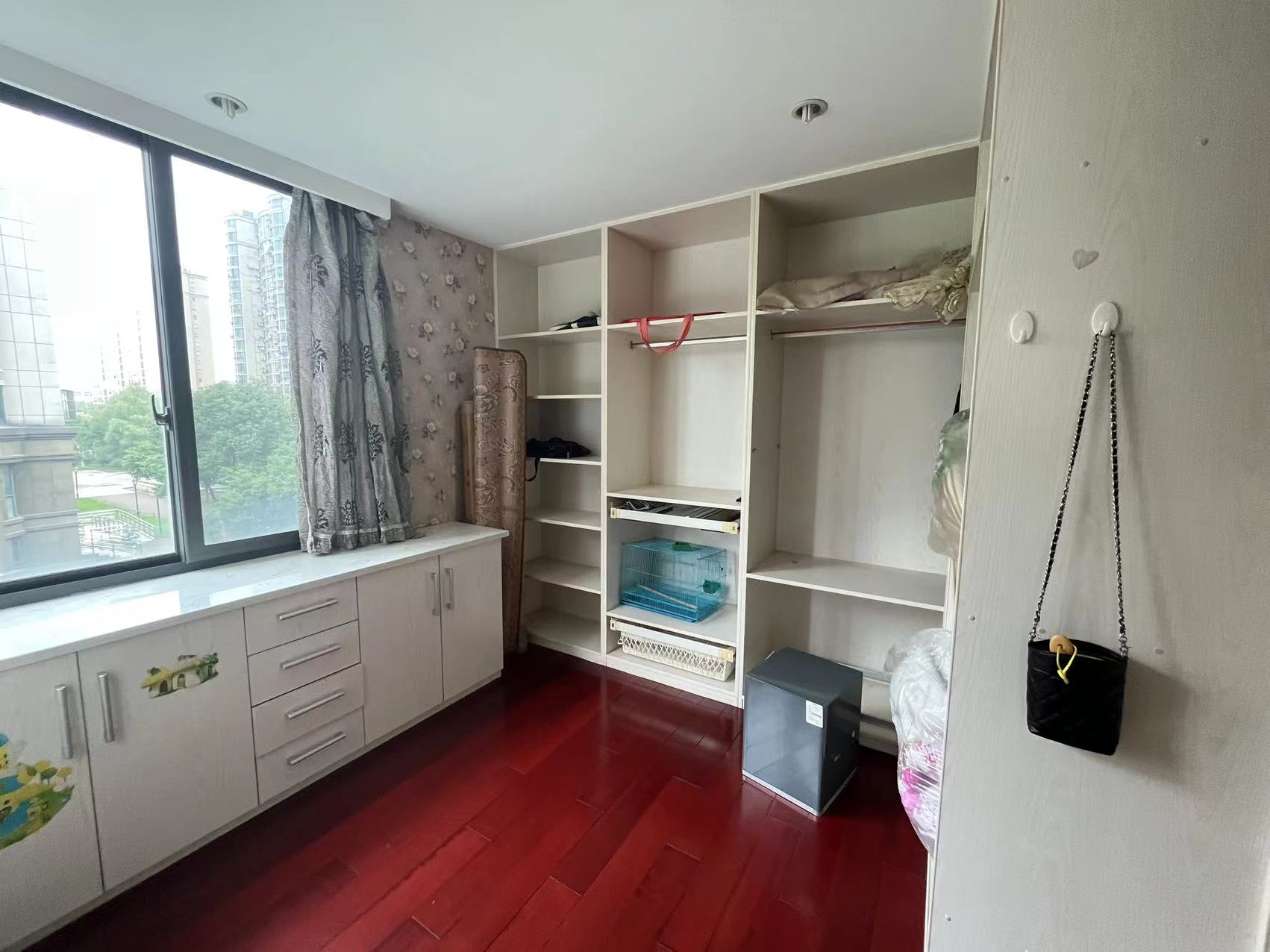 金色城品 3室2厅2卫 125.00m&sup2;