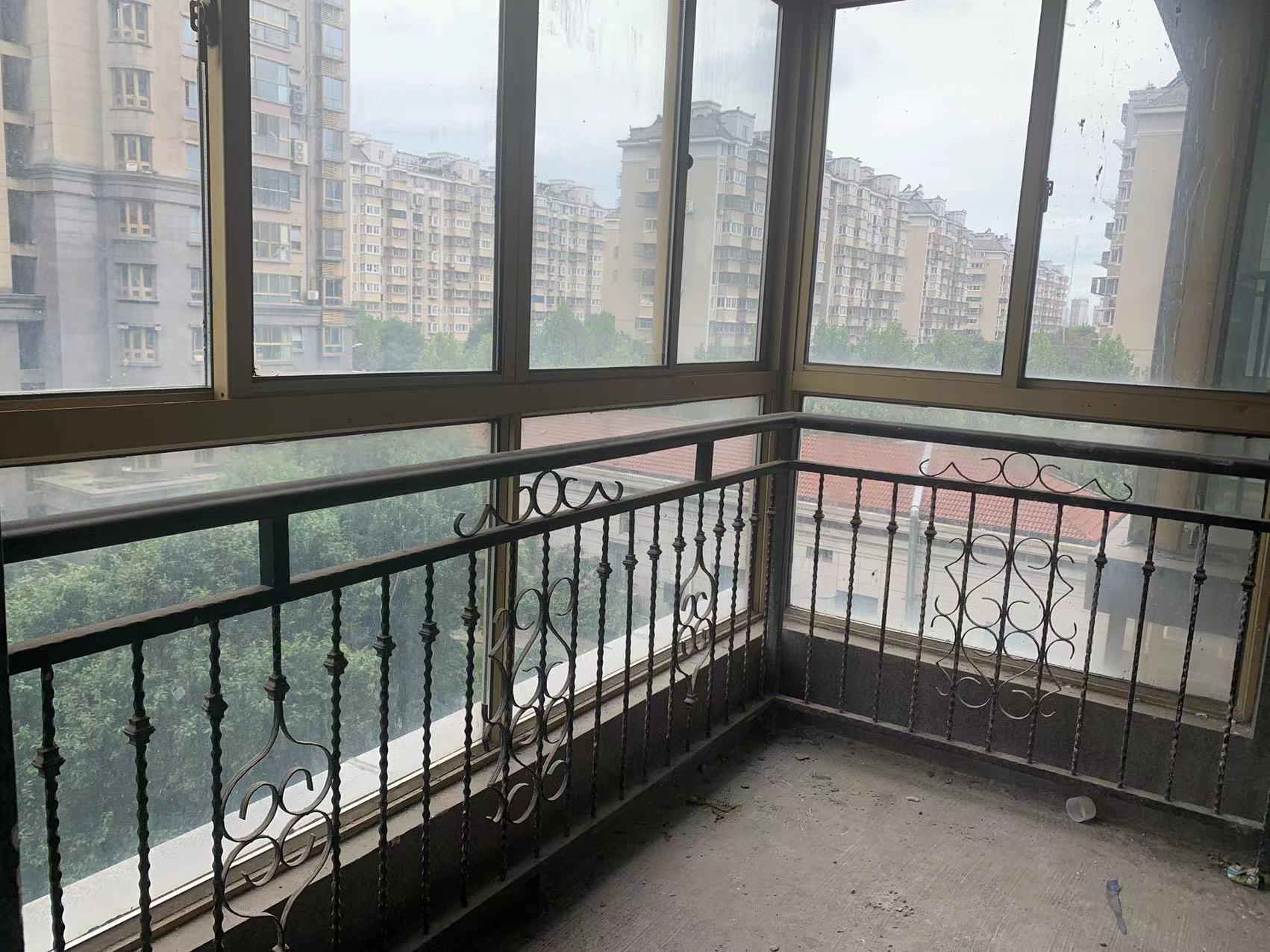 恒盛豪庭 2室2厅1卫 95m&sup2;