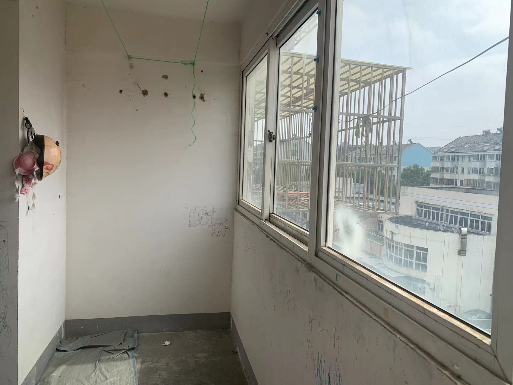 滨河东城 5室1厅1卫 96.00m&sup2;