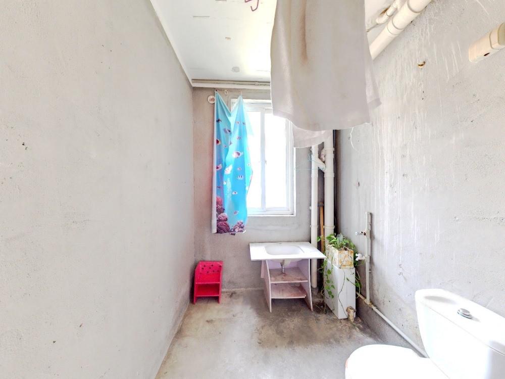 幸福锦园 2室2厅1卫 87.37m&sup2;
