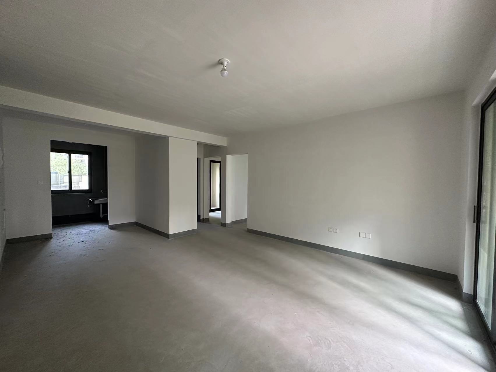 招商新城雍景湾 3室2厅1卫 117m²