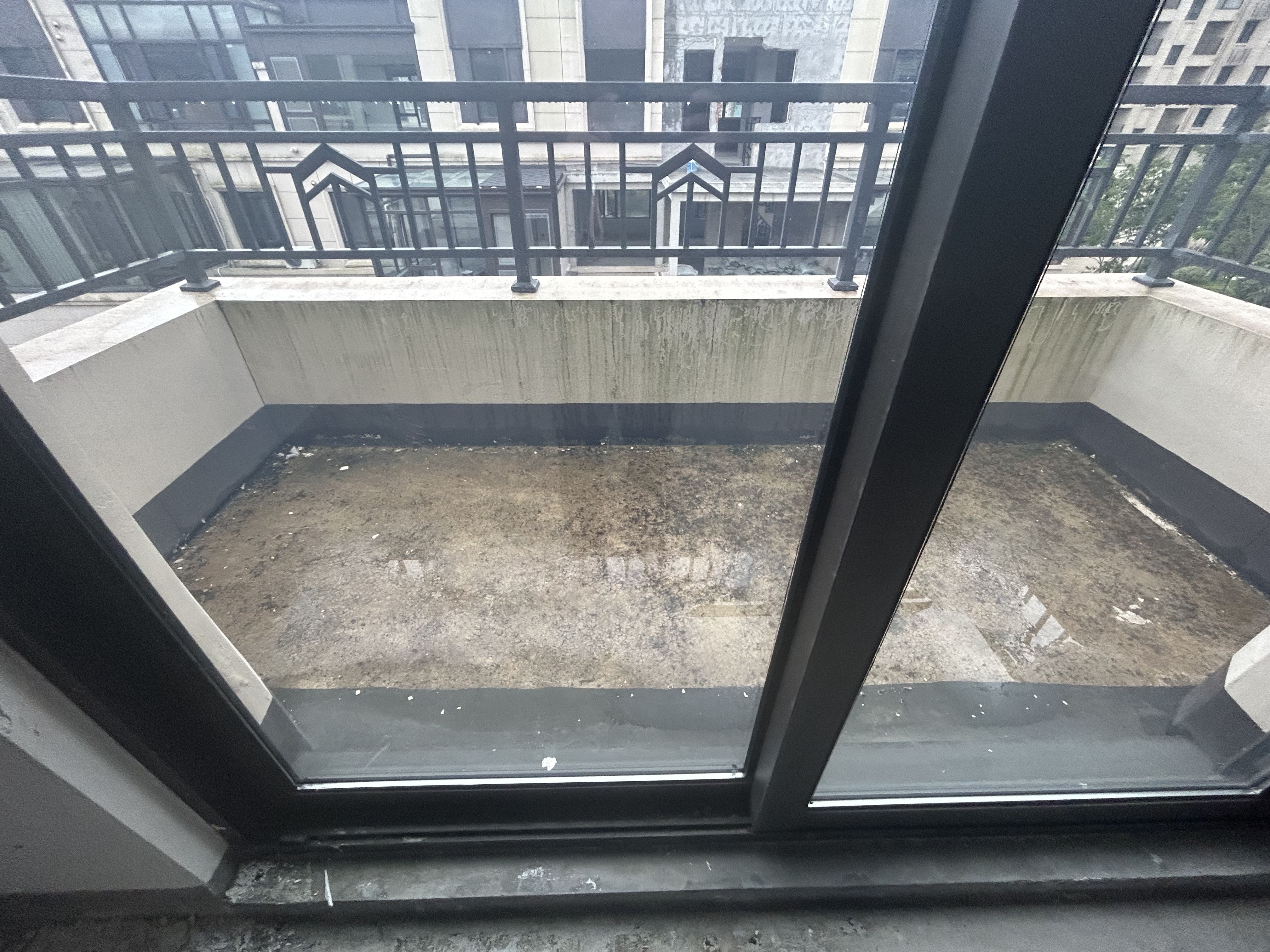 招商新城雍景湾 4室2厅2卫 127.00m&sup2;