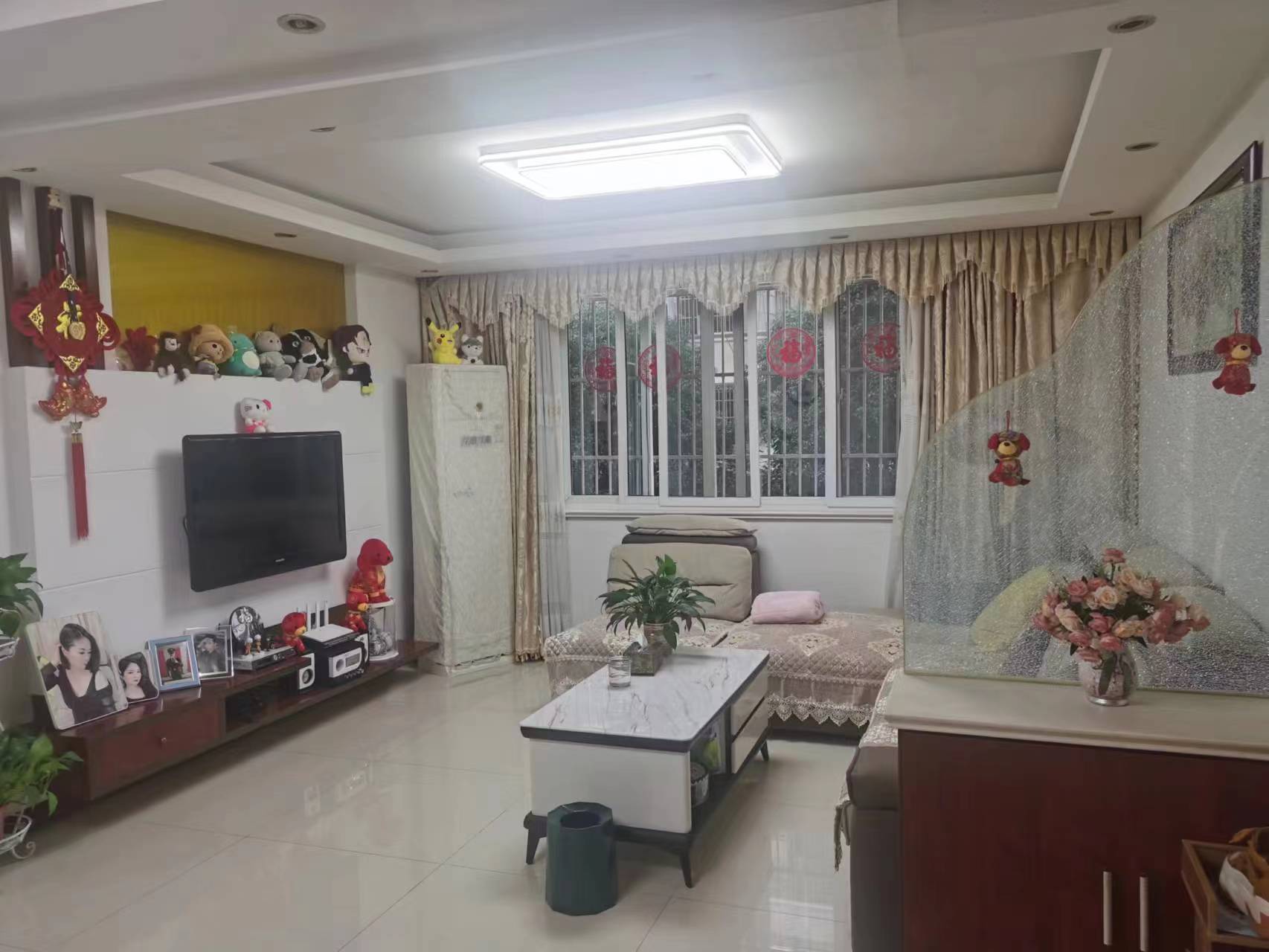 永兴佳园二期 3室2厅1卫 137m&sup2;