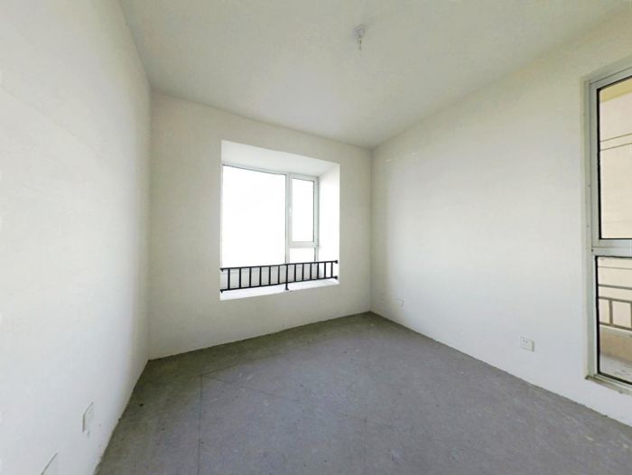 中南世纪花城二期 3室2厅2卫 134m&sup2;