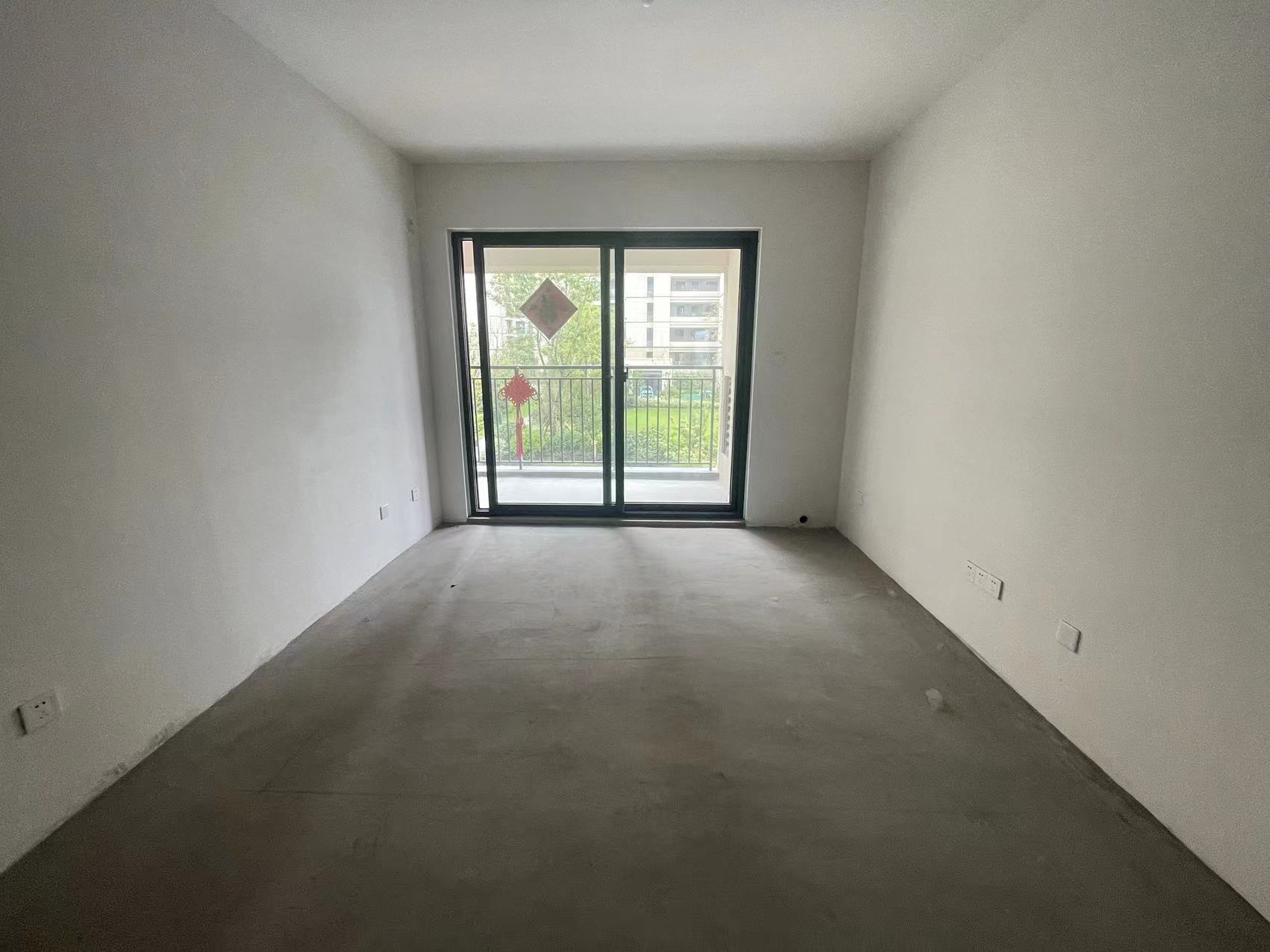 卓越华宸世纪 3室2厅2卫 102m&sup2;