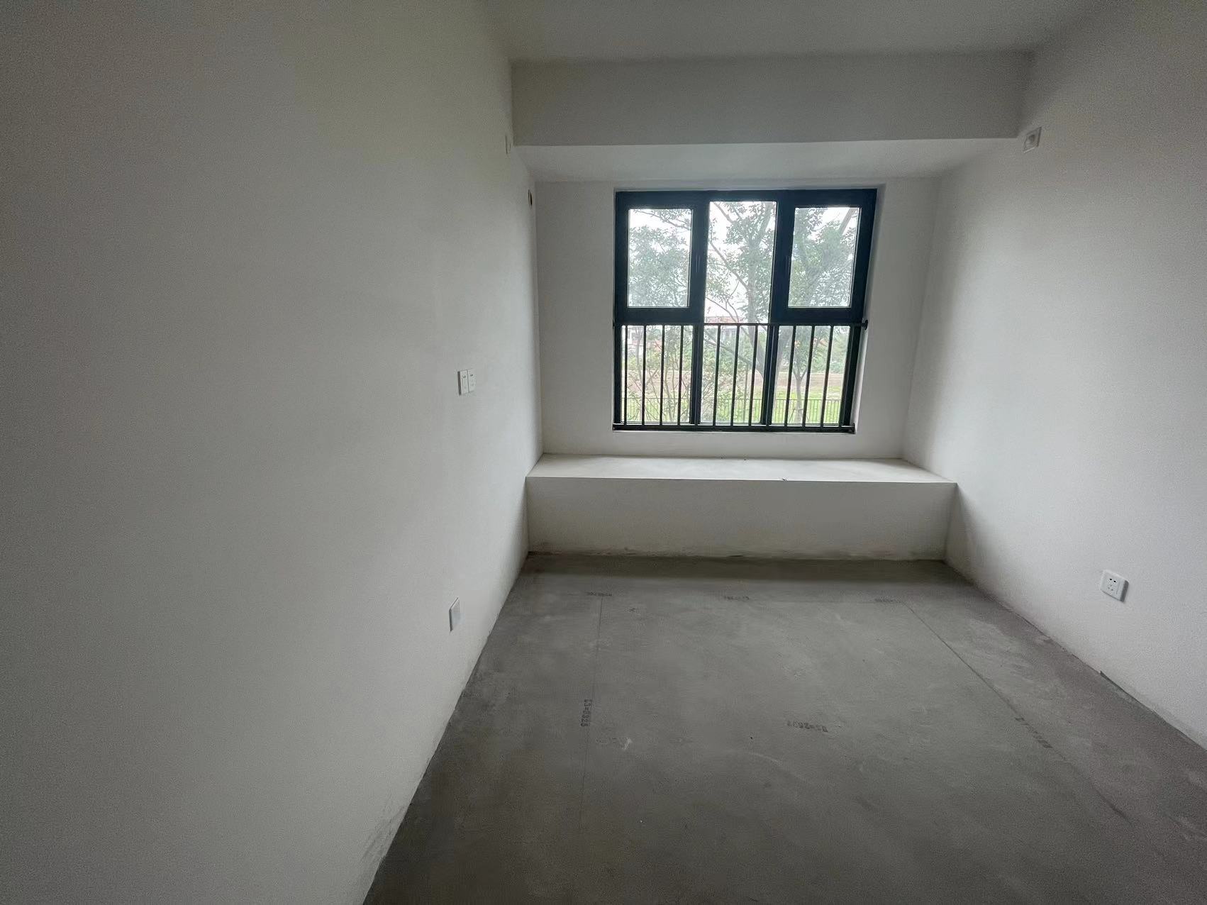 卓越华宸世纪 3室2厅2卫 102m&sup2;