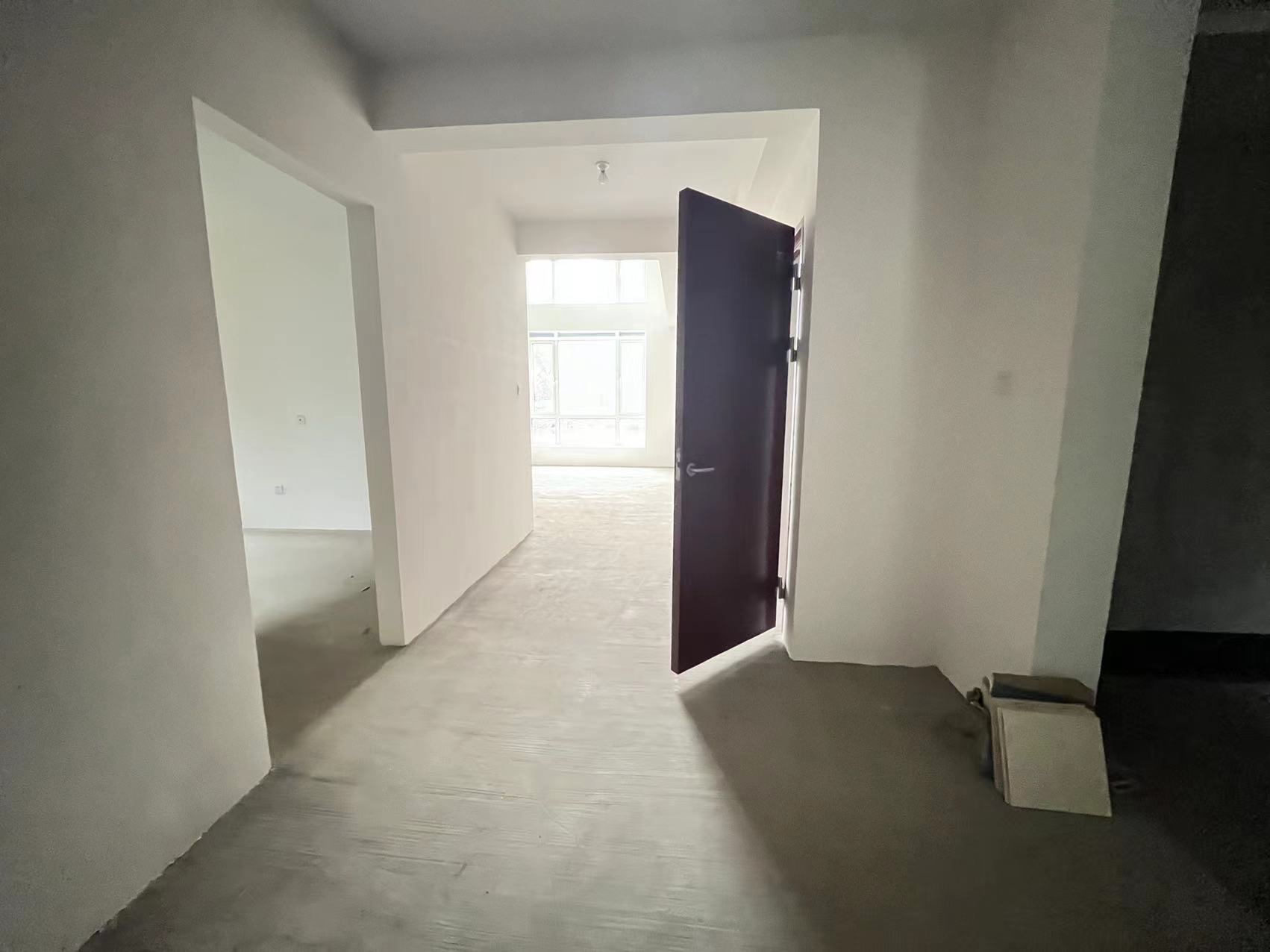 湖滨华庭 5室2厅2卫 317.25m²