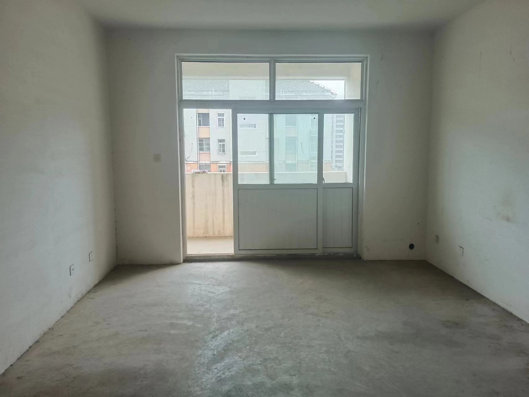 金桥花园 3室2厅1卫 129.54m&sup2;