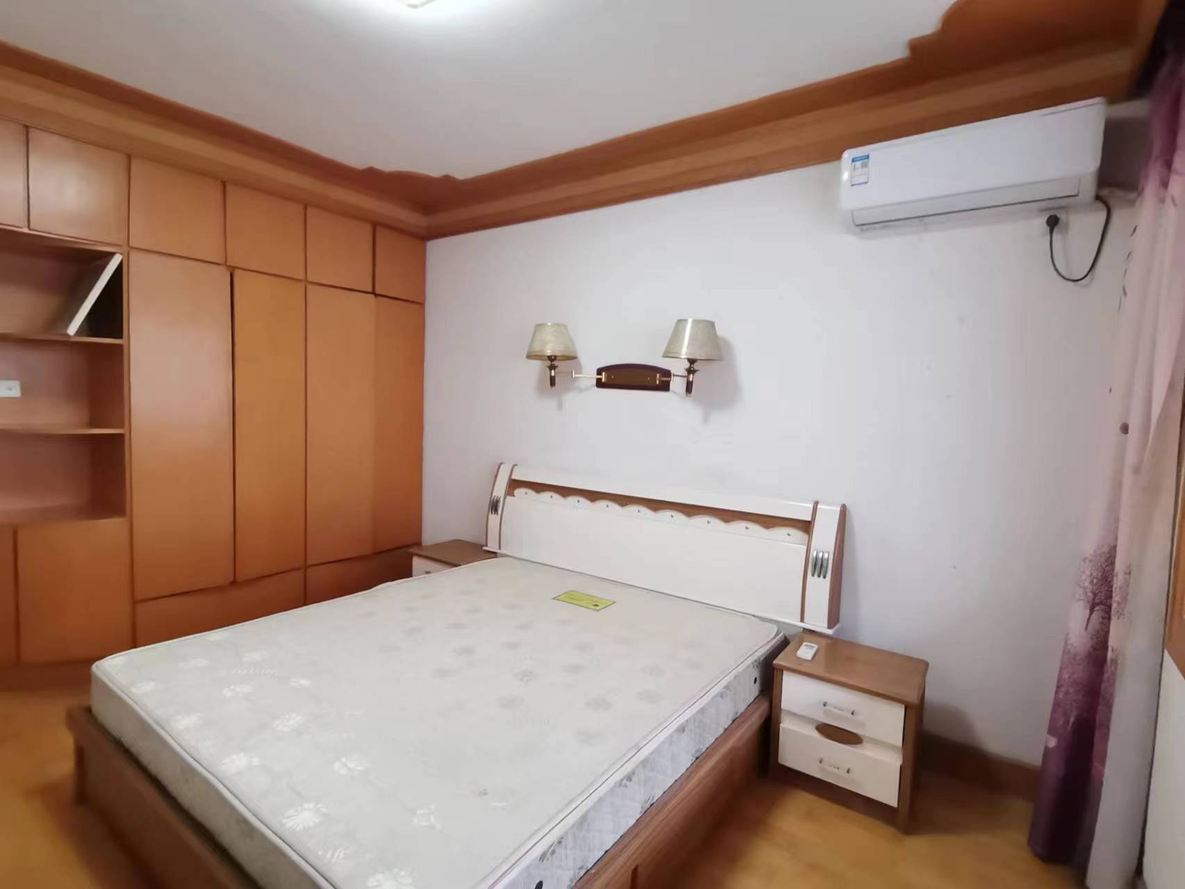 通州花苑 3室2厅2卫 135m&sup2;