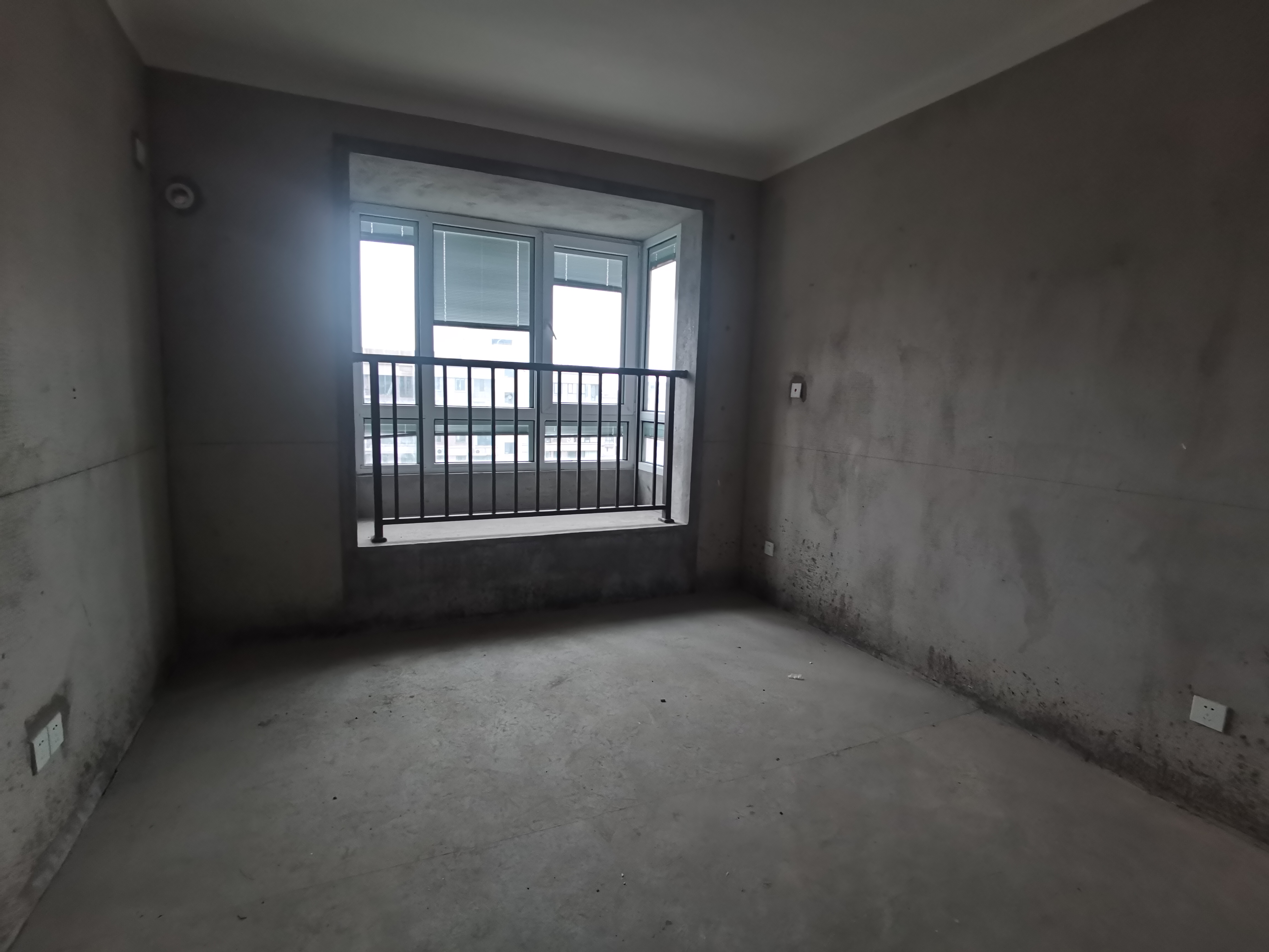 佳源都市 3室2厅2卫 109m&sup2;