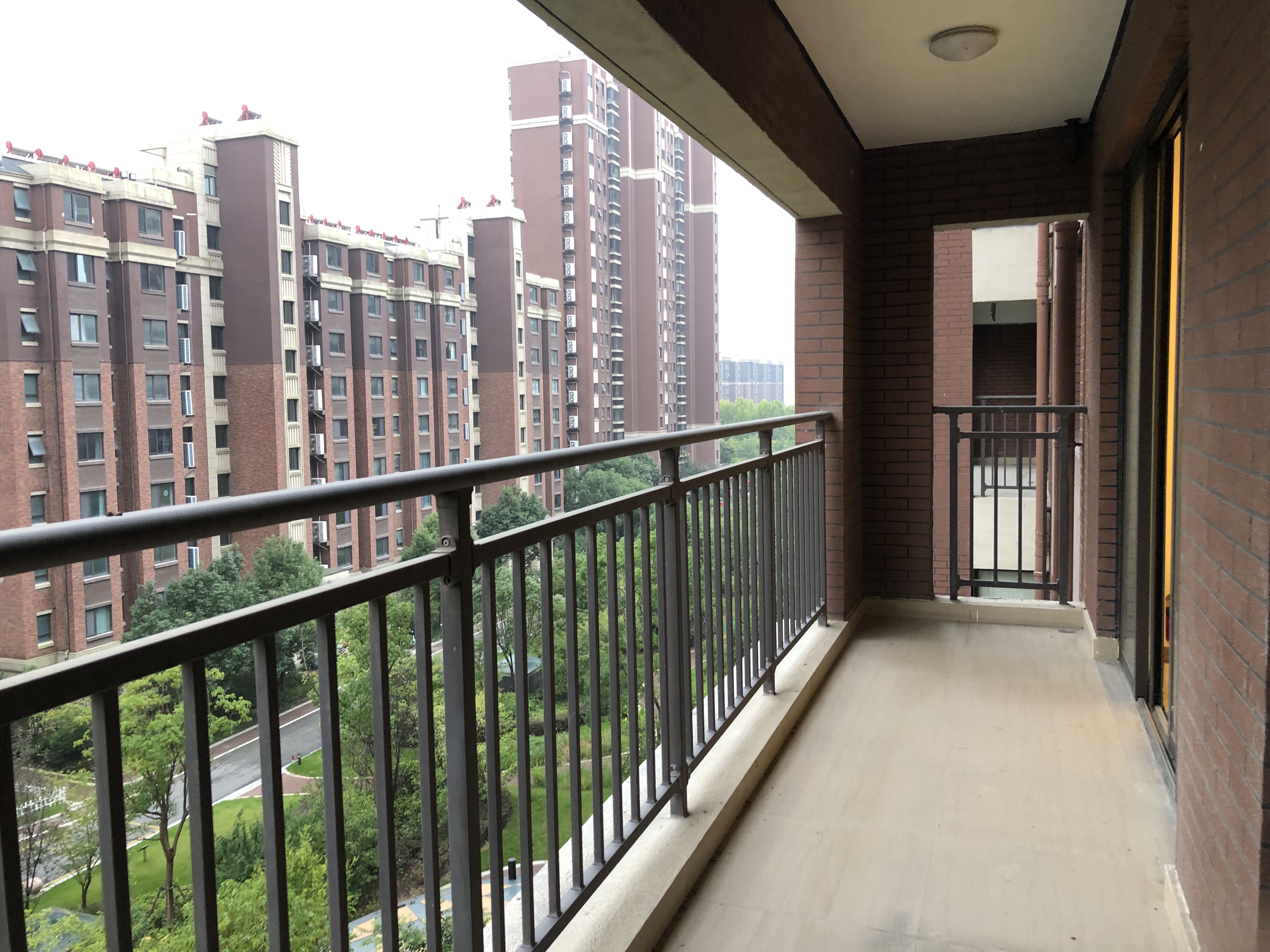 佳期漫 4室2厅2卫 122.7m&sup2;
