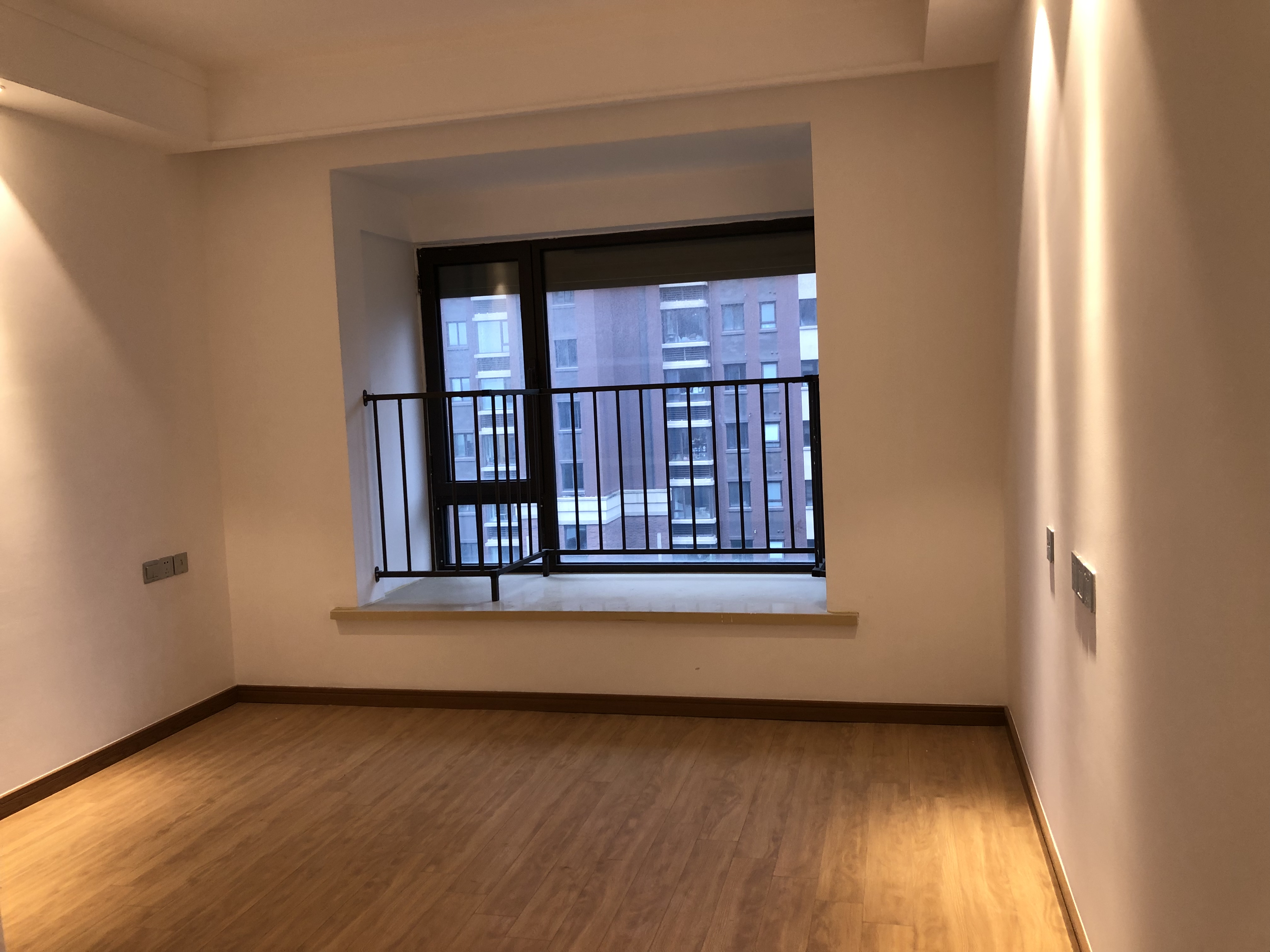 佳期漫 4室2厅2卫 122.7m&sup2;