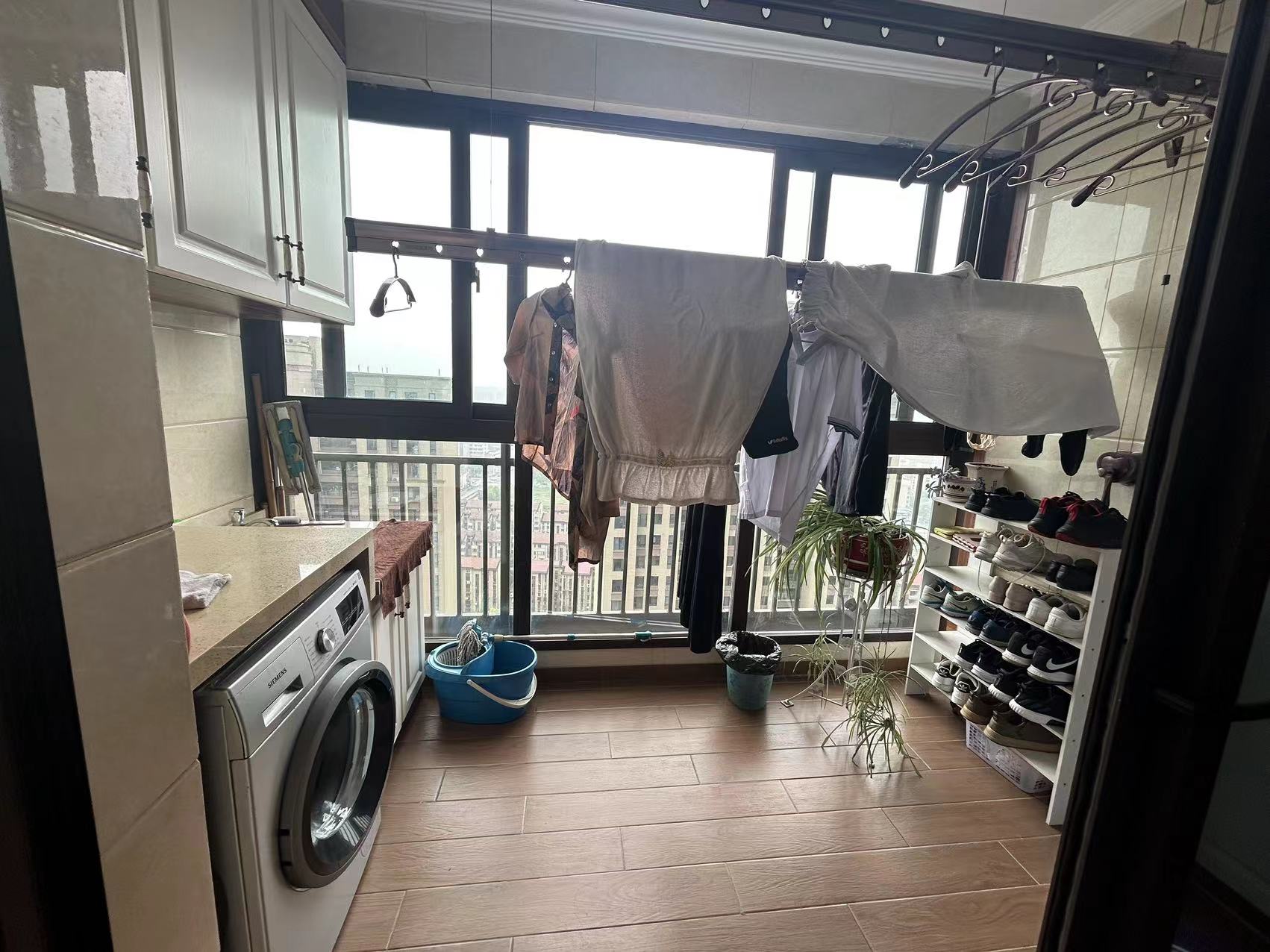 万科濠河传奇 4室2厅2卫 143.7m&sup2;