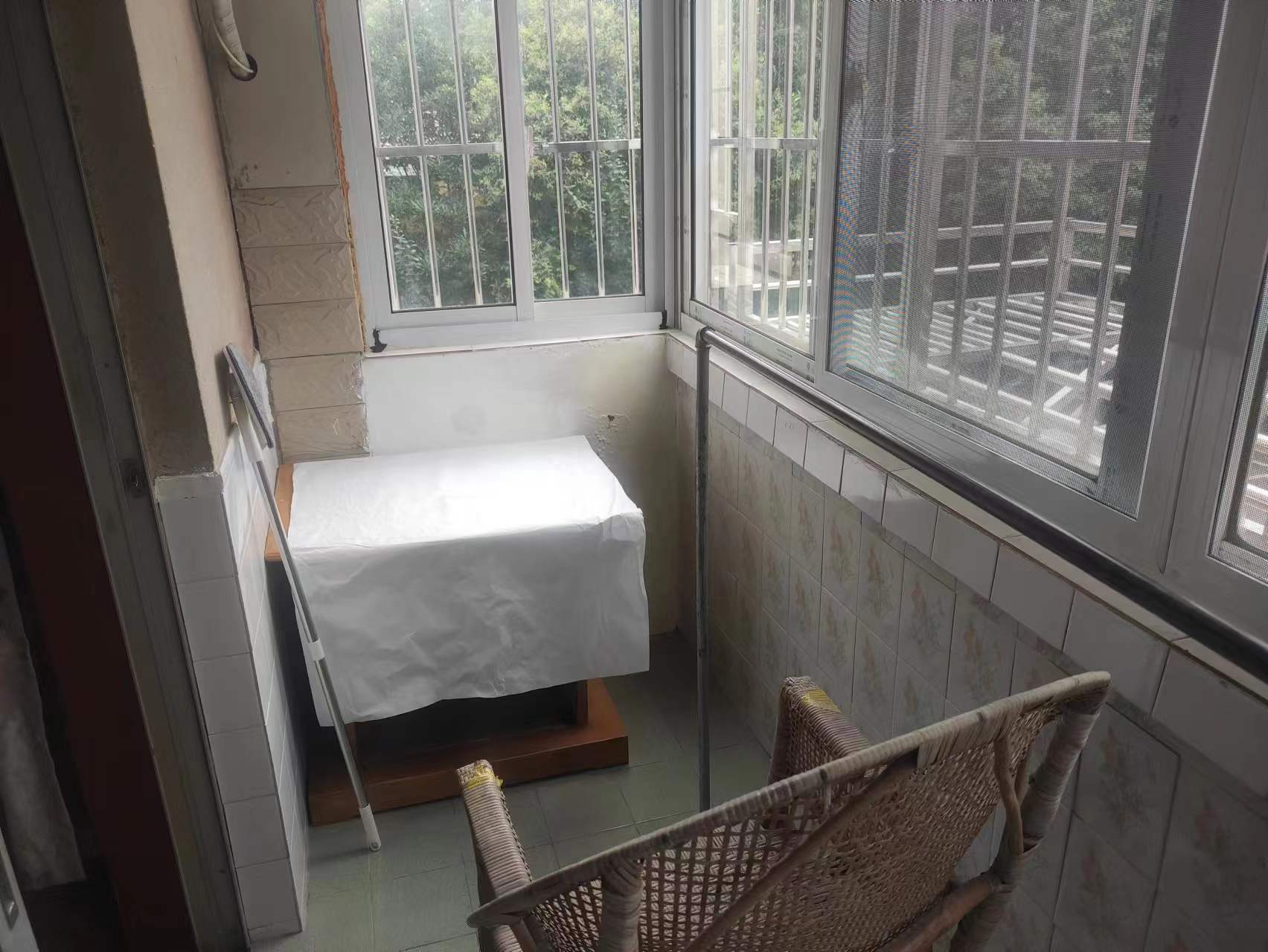 中南苑 2室1厅1卫 72m&sup2;