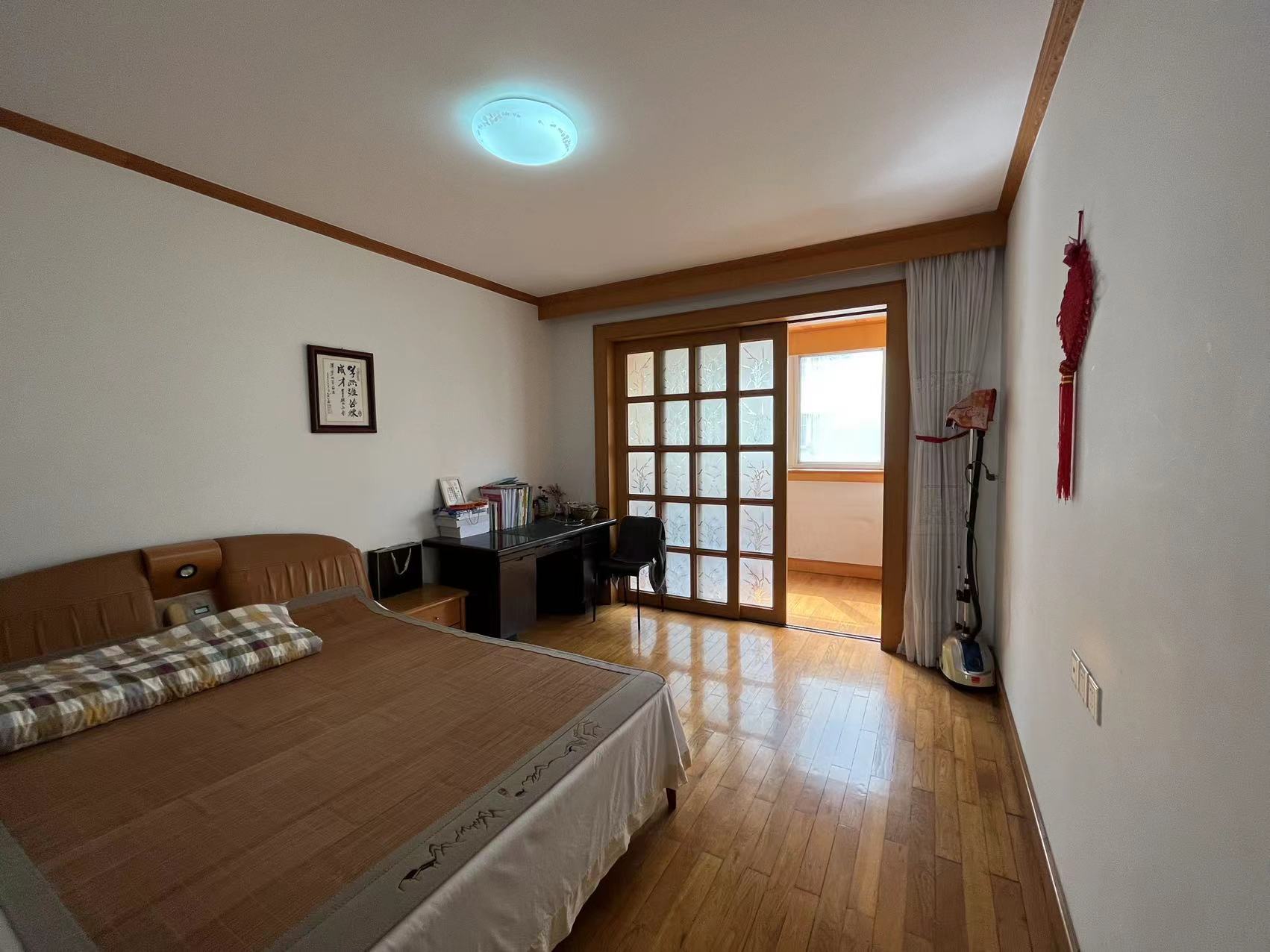 光明东村一期 3室2厅2卫 132.50m&sup2;