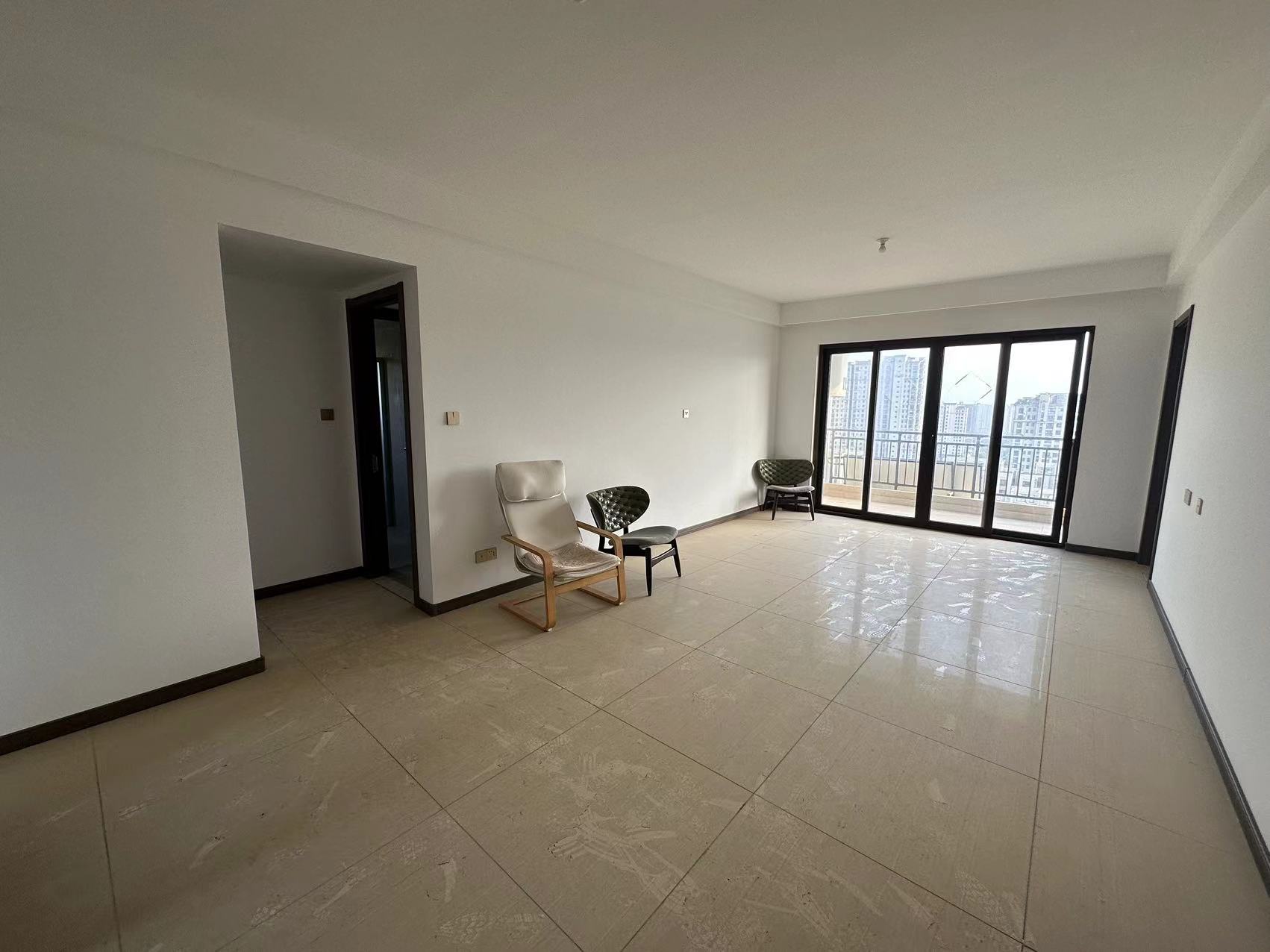 卓越万科新都会 3室2厅2卫 125m&sup2;