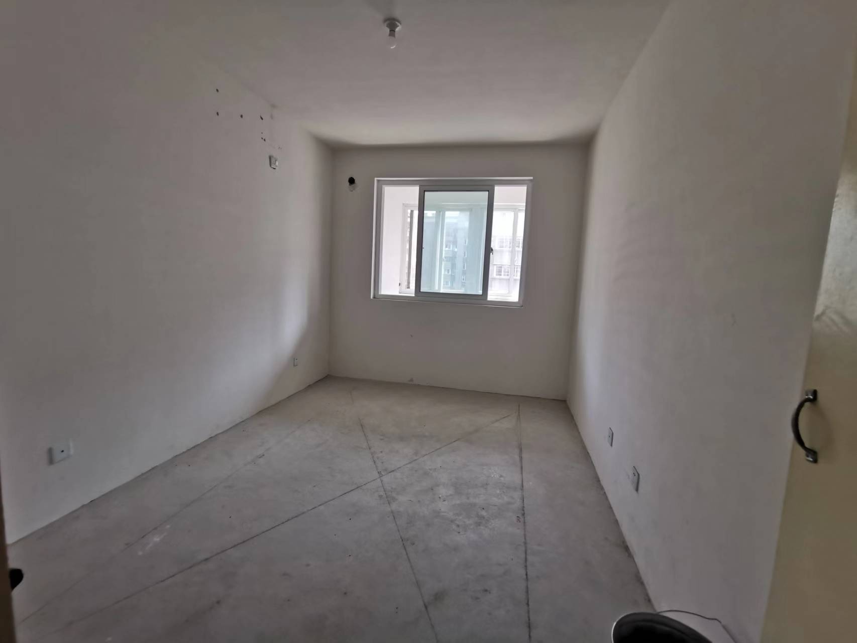 景和花苑 3室2厅1卫 125m&sup2;