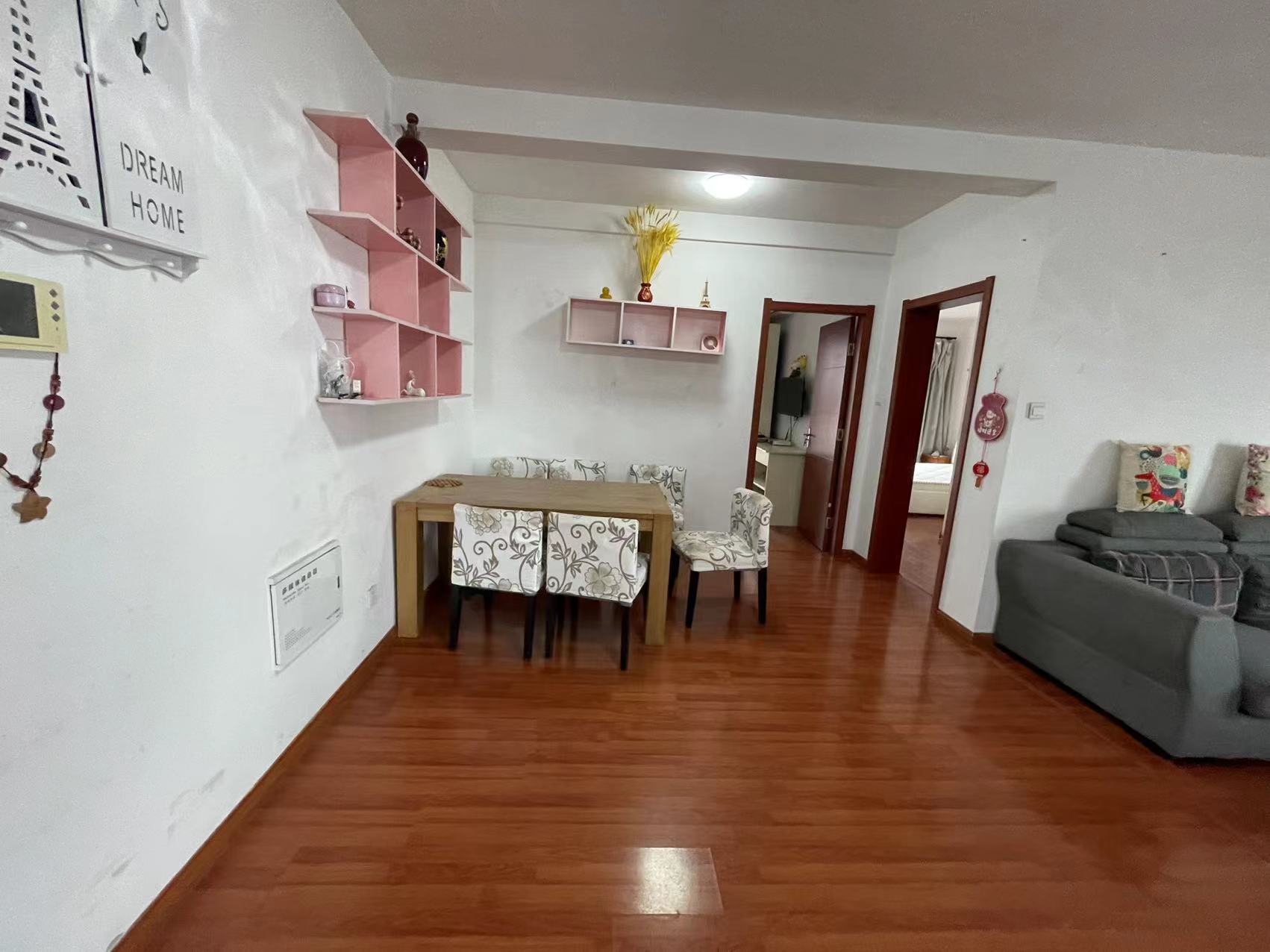 万濠星城 3室2厅2卫 120m²