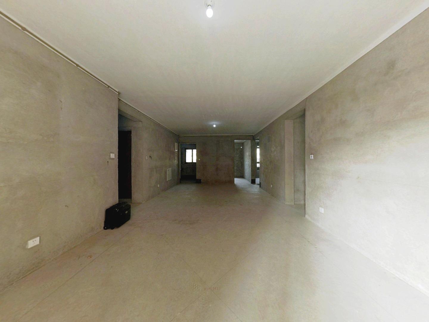 保利香槟国际 3室2厅1卫 129m&sup2;