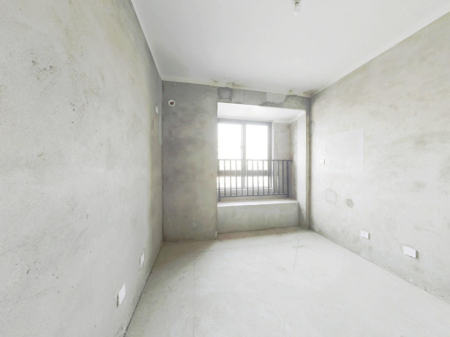 保利香槟国际 3室2厅1卫 129m&sup2;