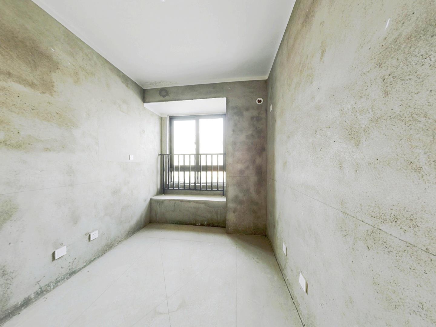 保利香槟国际 3室2厅1卫 129m&sup2;