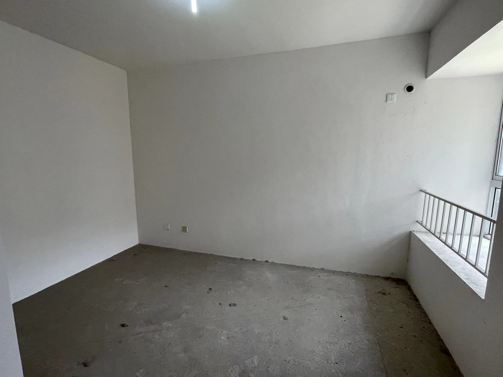 尚海城 5室2厅2卫 150m&sup2;