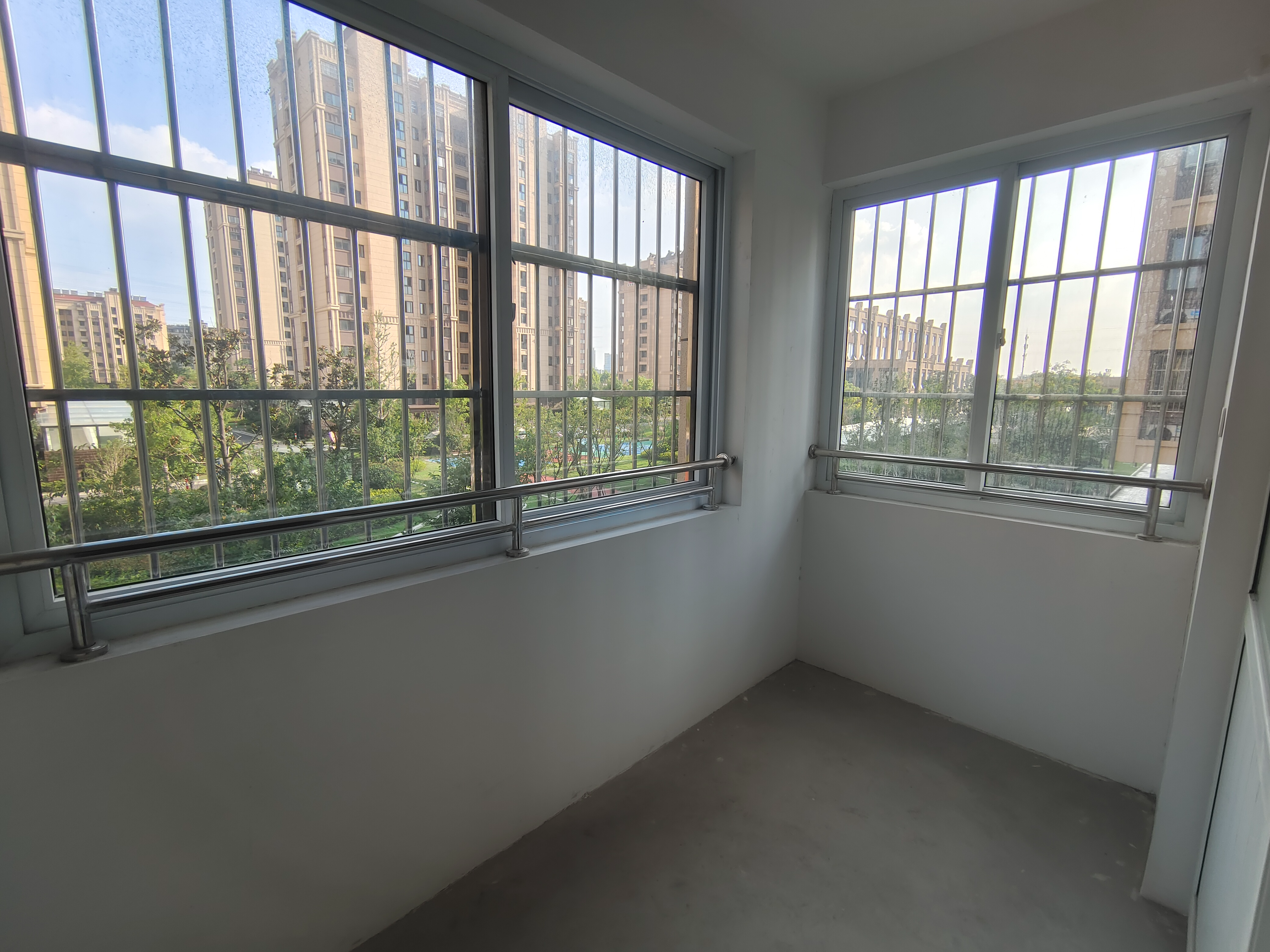 十里花苑 2室1厅1卫 95m&sup2;