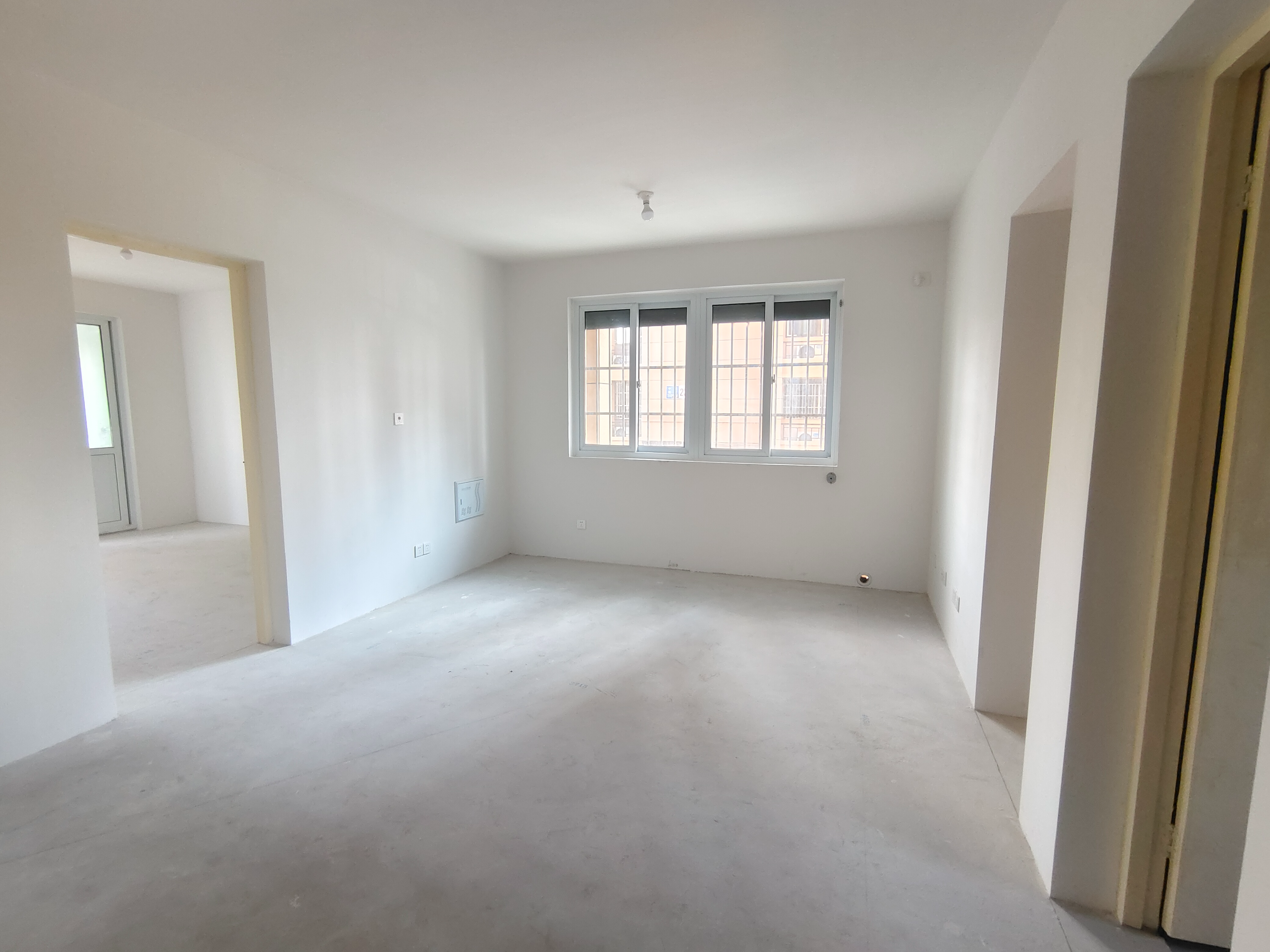 十里花苑 2室1厅1卫 95m&sup2;