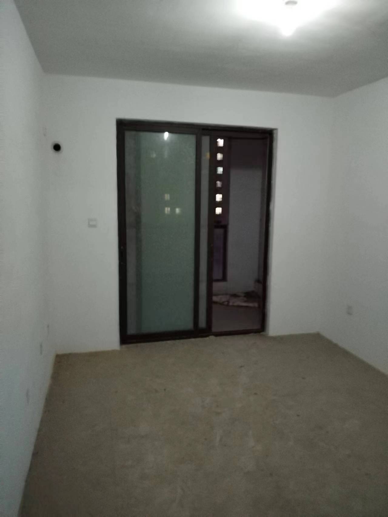 帝奥世伦名郡 3室1厅卫 142m²