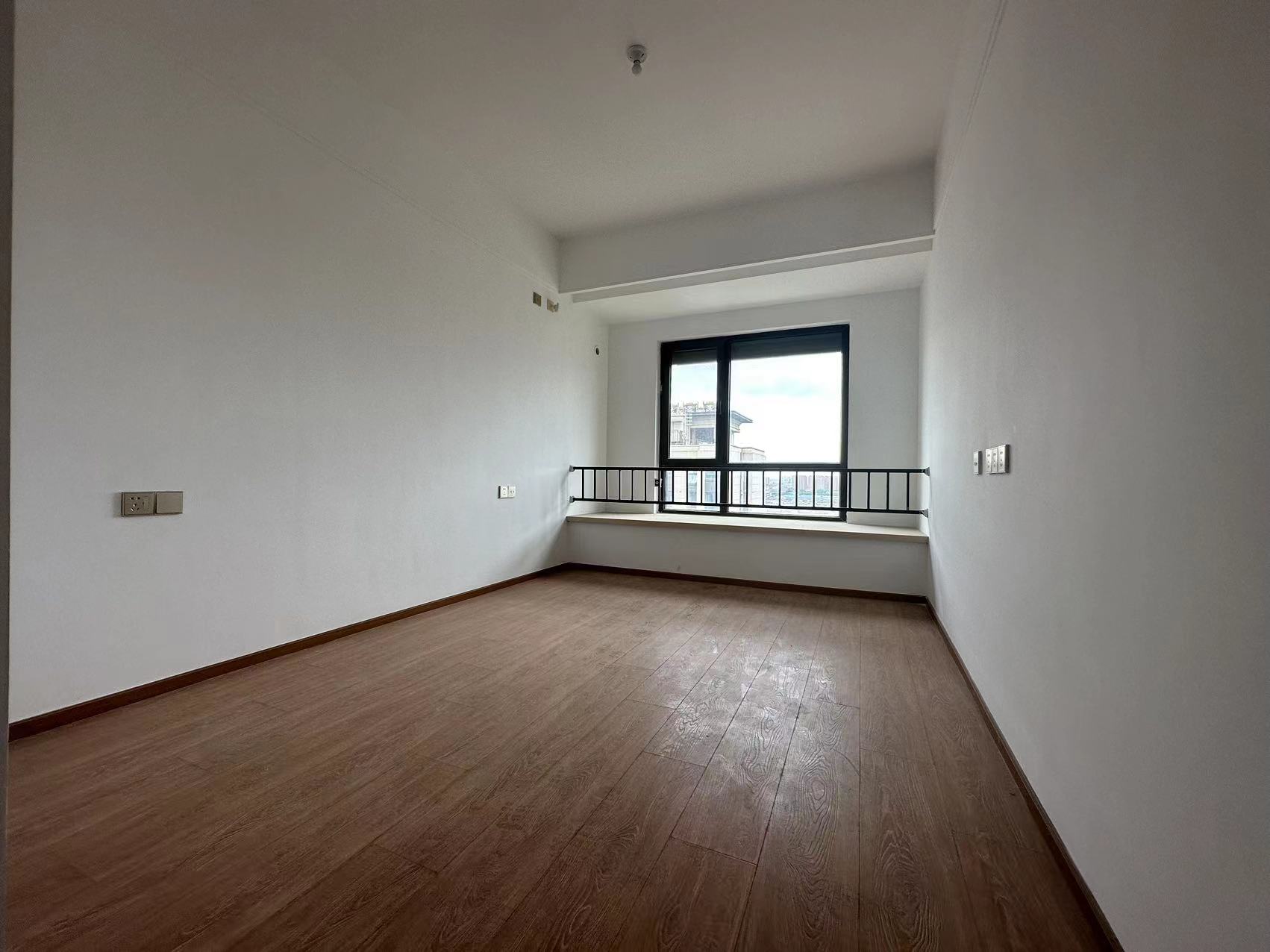 上悦城 4室2厅2卫 143.46m&sup2;