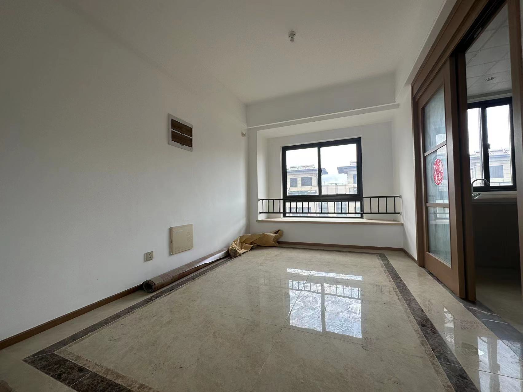 上悦城 4室2厅2卫 143.46m&sup2;