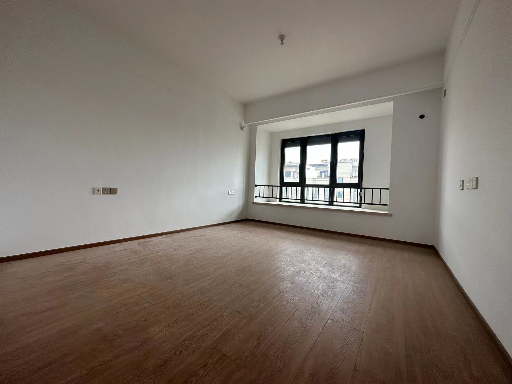 上悦城 4室2厅2卫 143.46m&sup2;