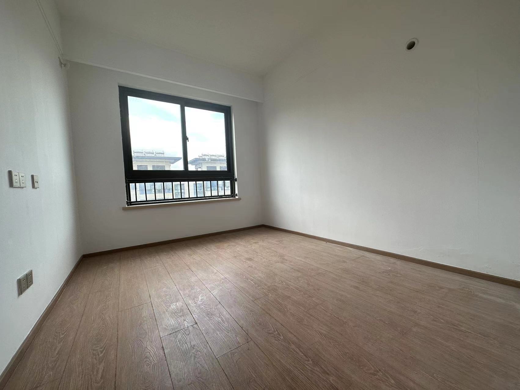 上悦城 4室2厅2卫 143.46m&sup2;