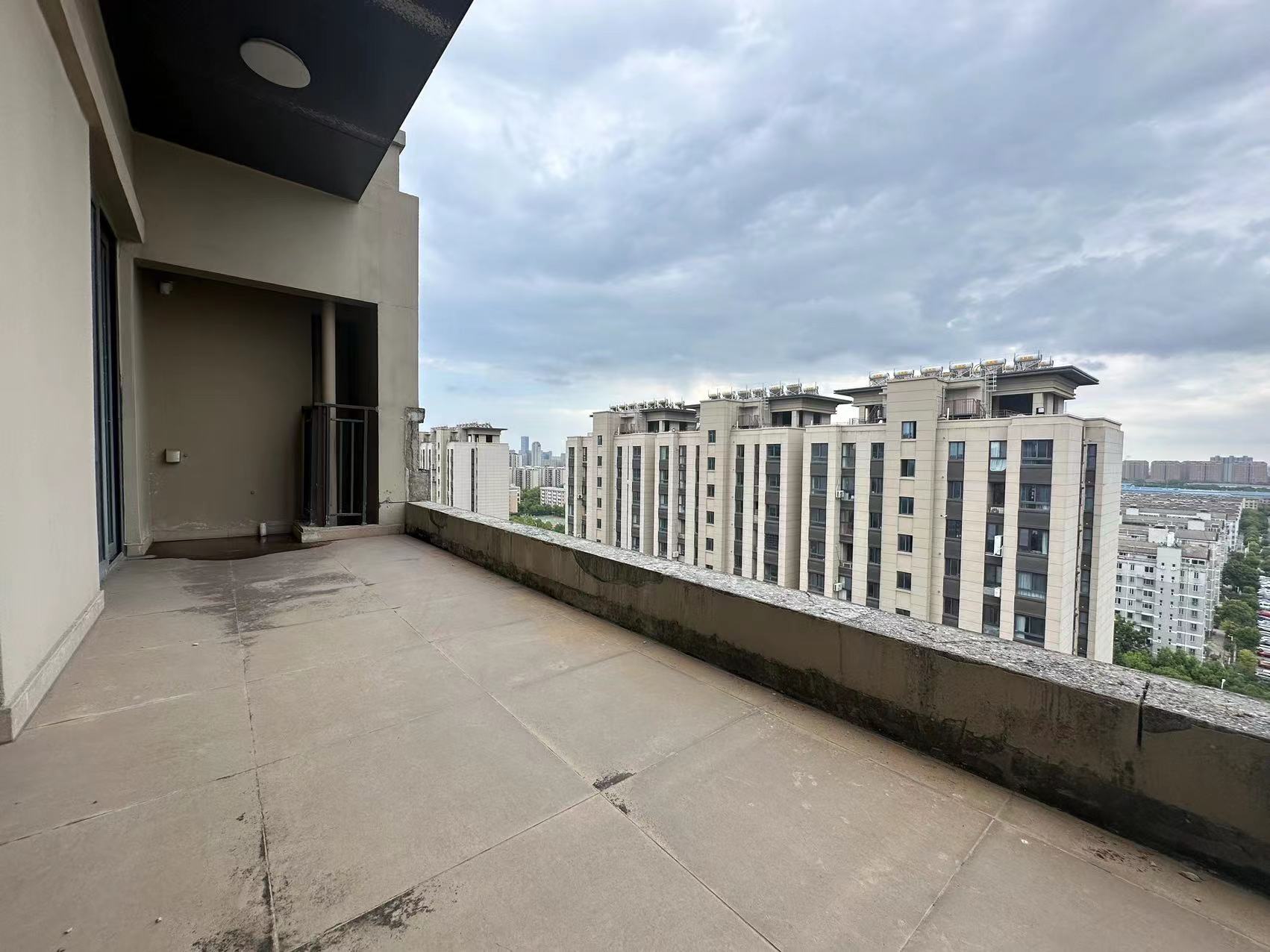 上悦城 4室2厅2卫 143.46m&sup2;